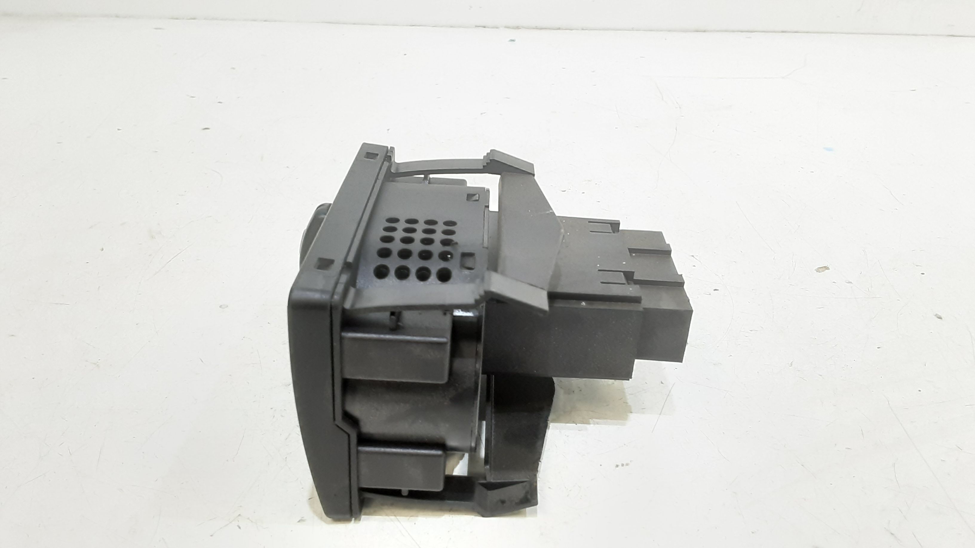 Interruttore comando luci FORD Focus Berlina 3 Serie