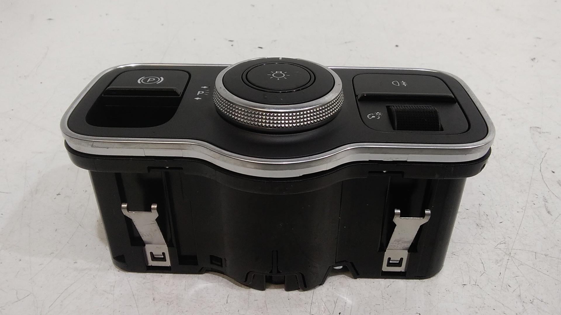 Interruttore comando luci MERCEDES GLB Serie (X247) (19>)