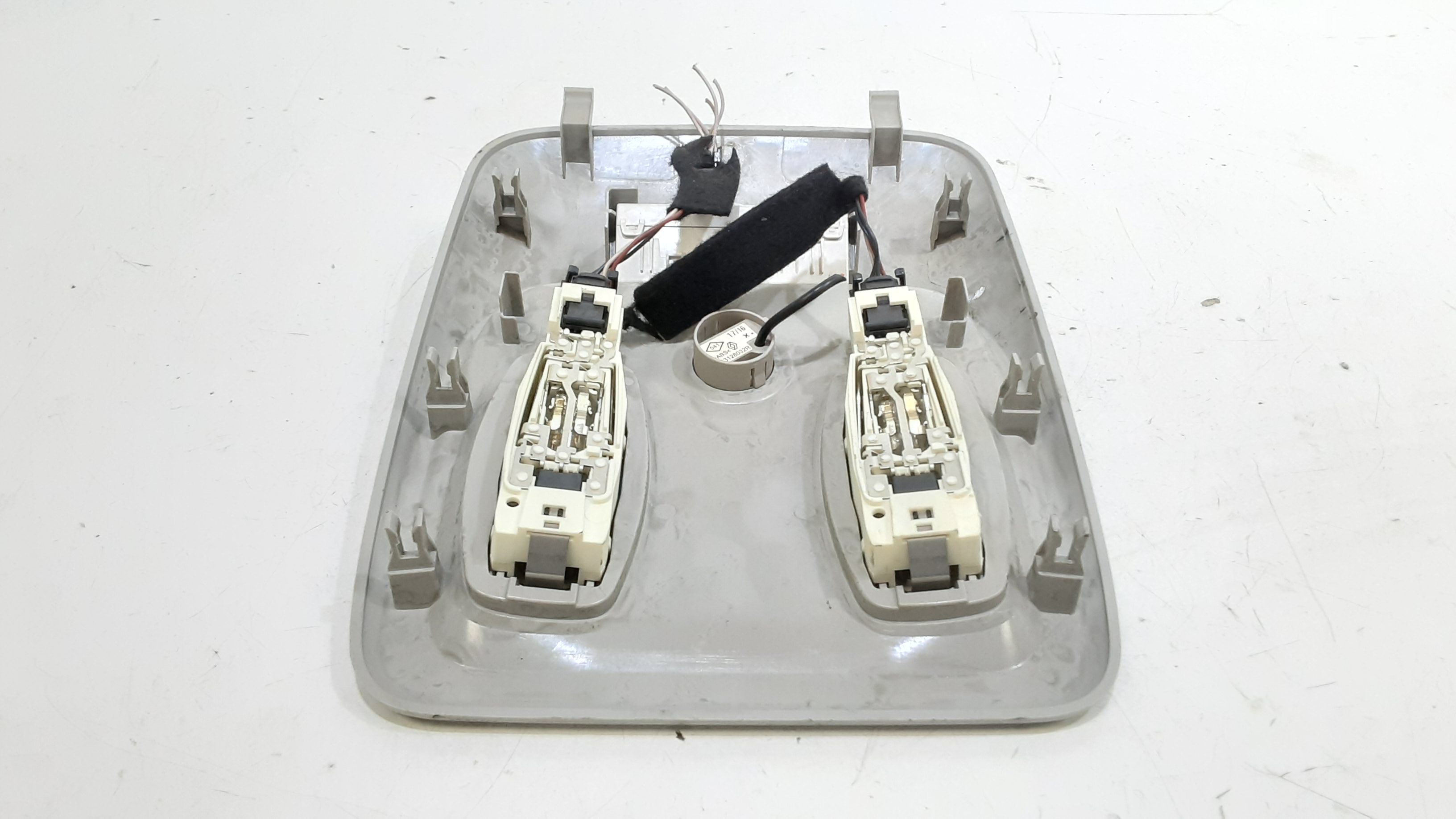 Plafoniera RENAULT Clio Serie IV (12>19)