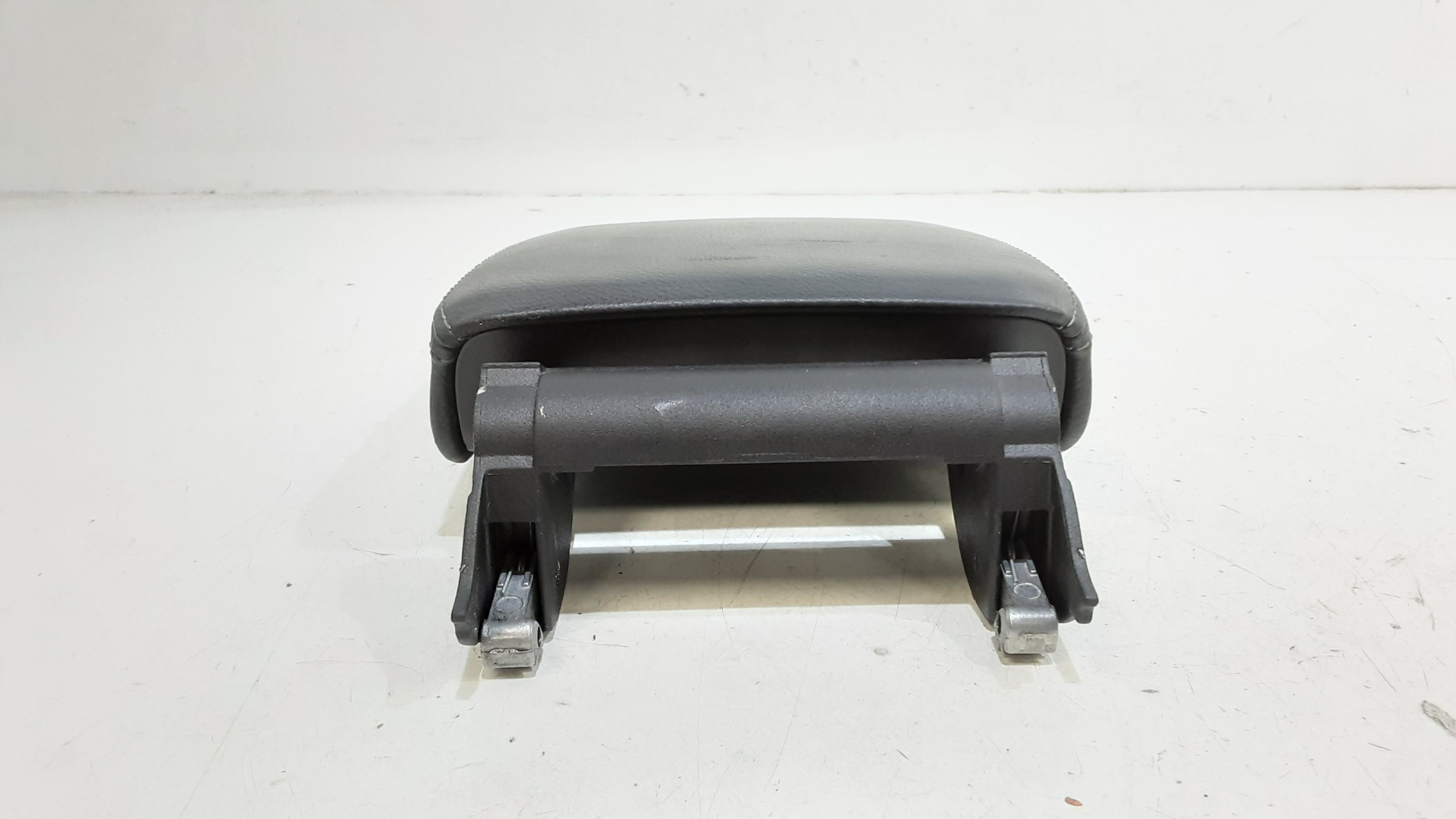 Bracciolo centrale VOLKSWAGEN Golf 6 Berlina (08>12)