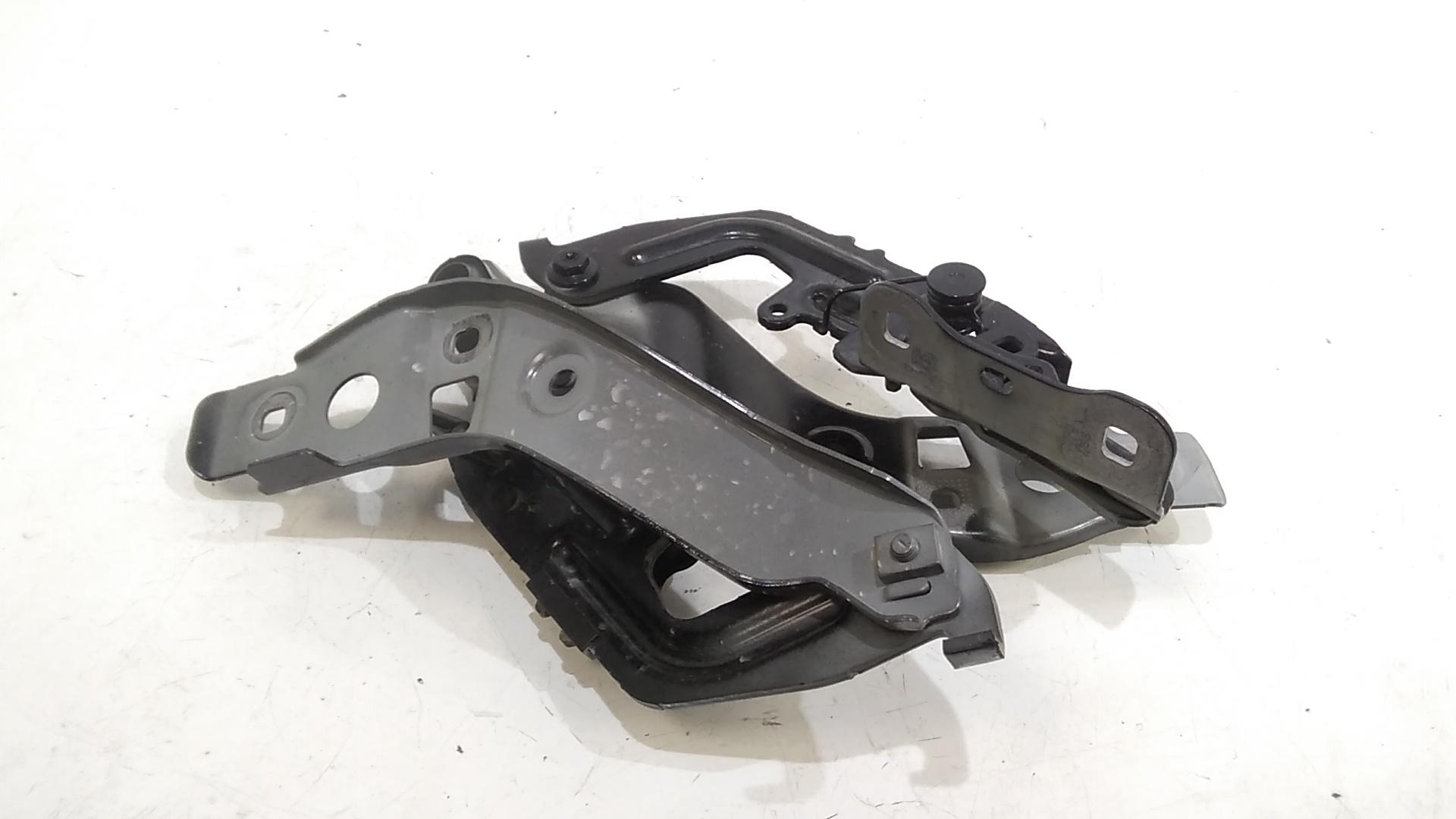 Cerniere cofano anteriore dx e sx MERCEDES GLB Serie (X247) (19>)