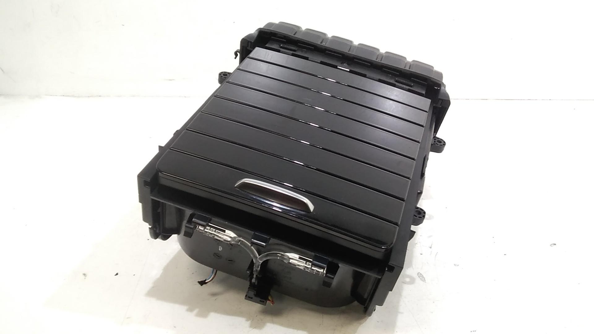 Vano portaoggetti MERCEDES GLB Serie (X247) (19>)