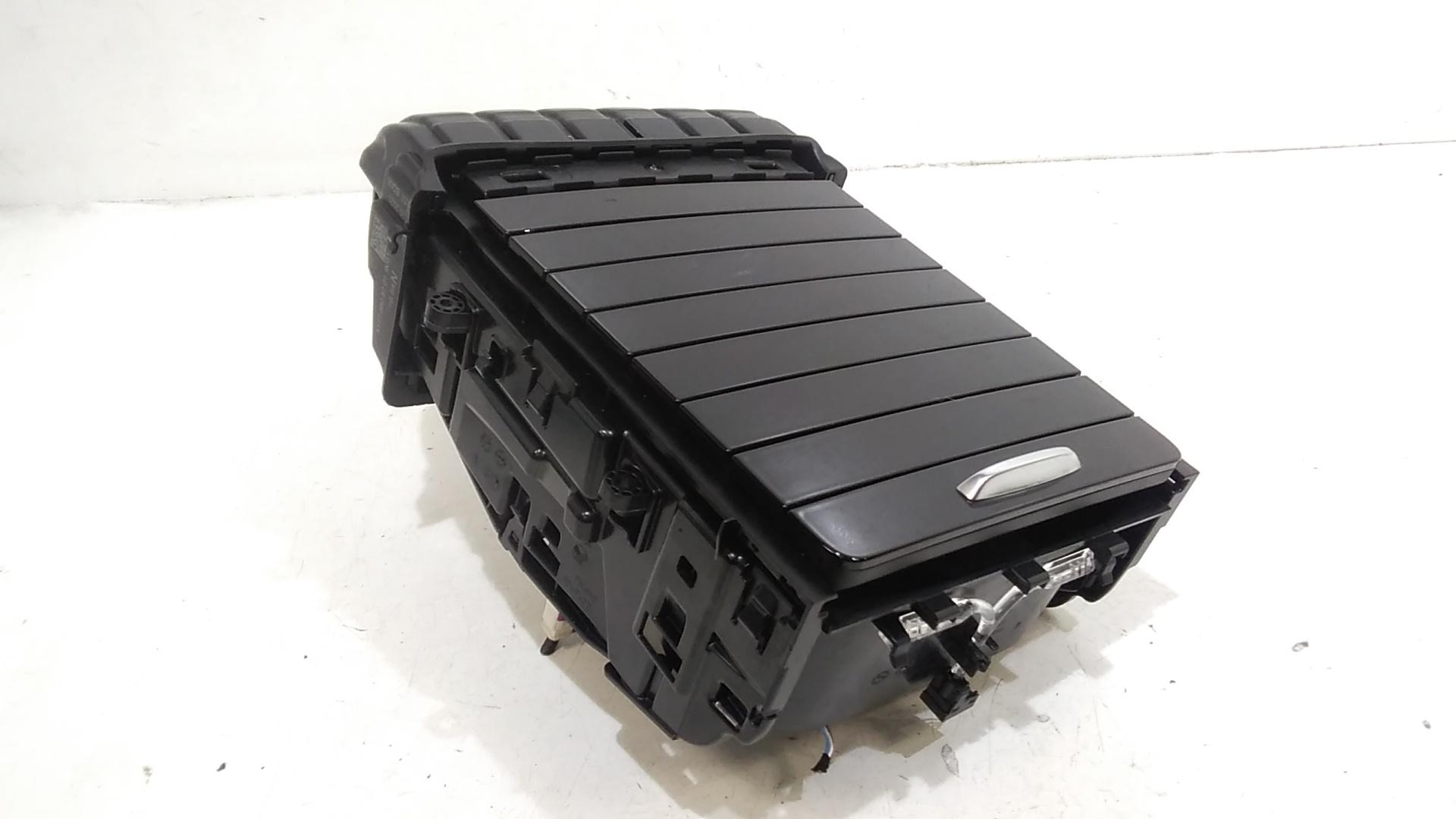 Vano portaoggetti MERCEDES GLB Serie (X247) (19>)