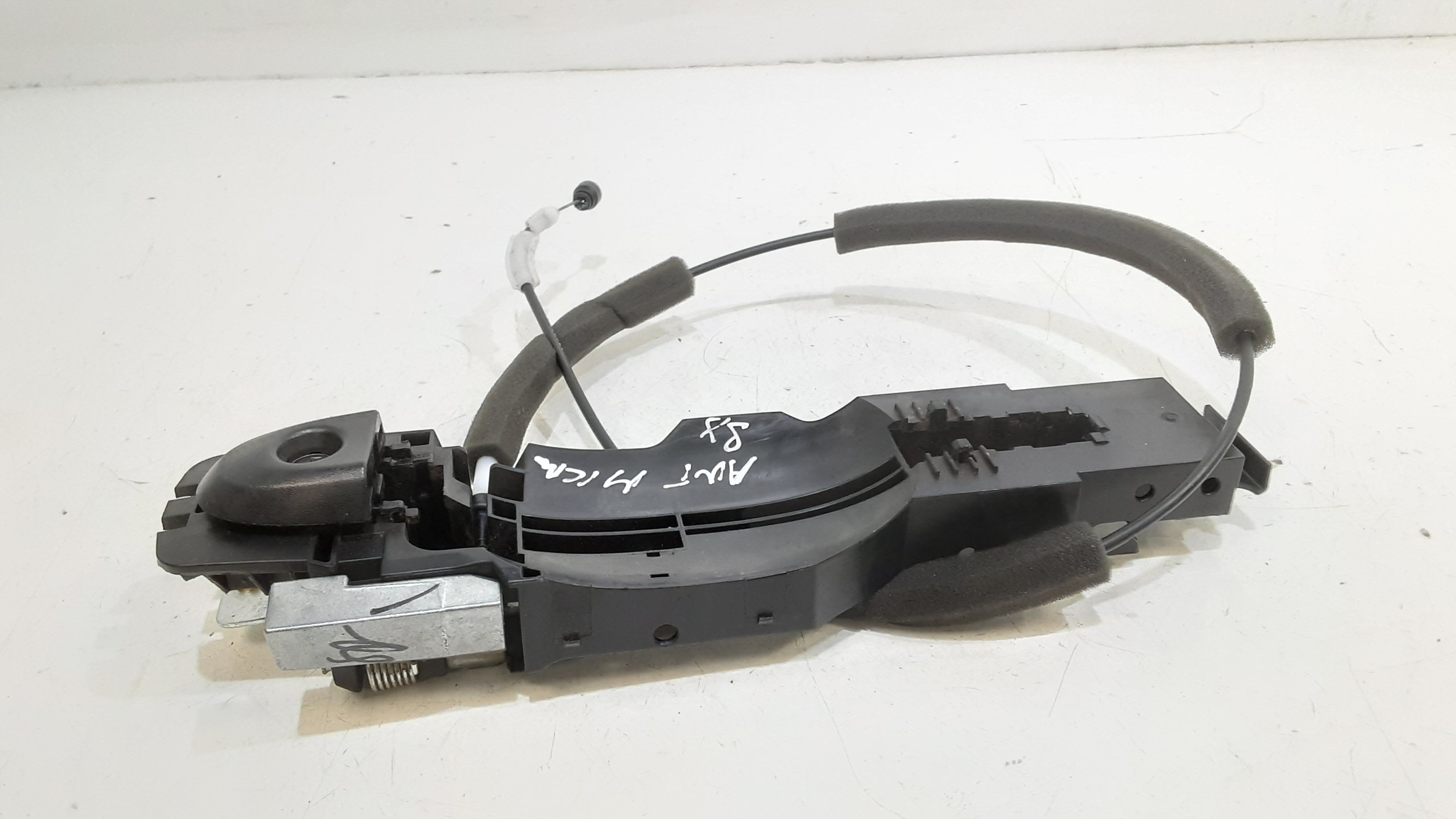 Supporto maniglia anteriore sinistra NISSAN Micra 7 Serie