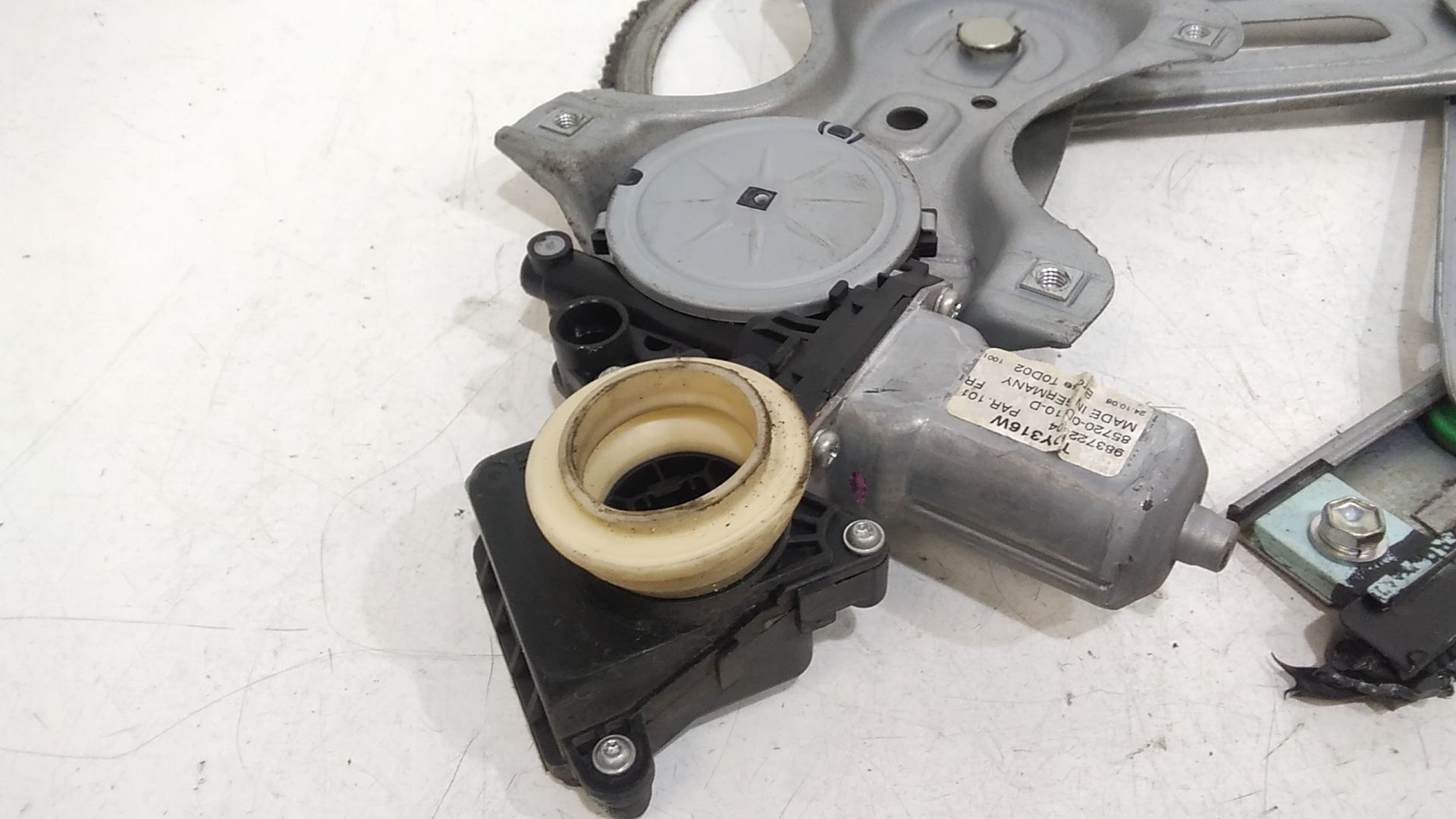 Cremagliera anteriore sinistra Guida TOYOTA Yaris 4 Serie