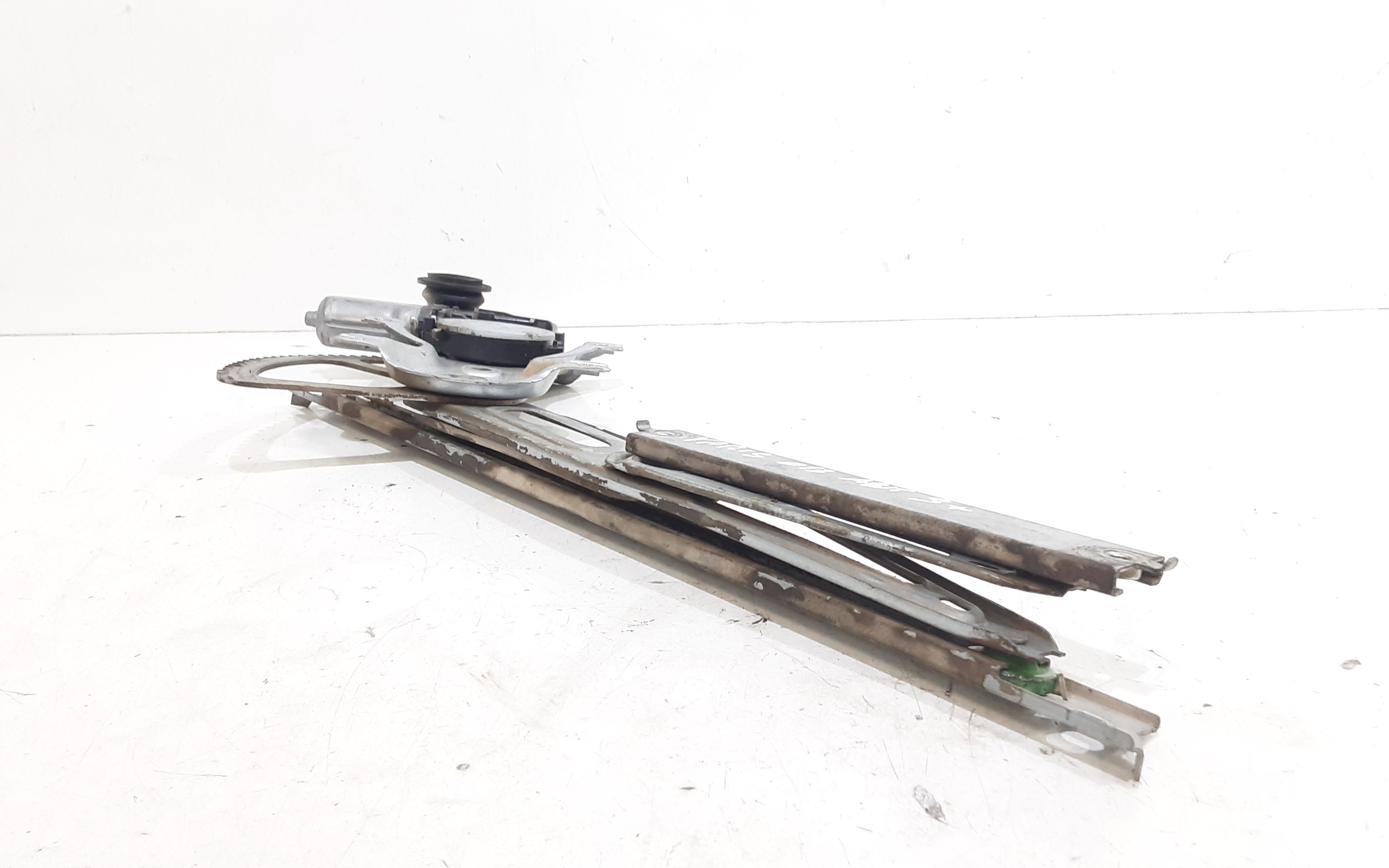 Cremagliera anteriore sinistra Guida TOYOTA Yaris Serie