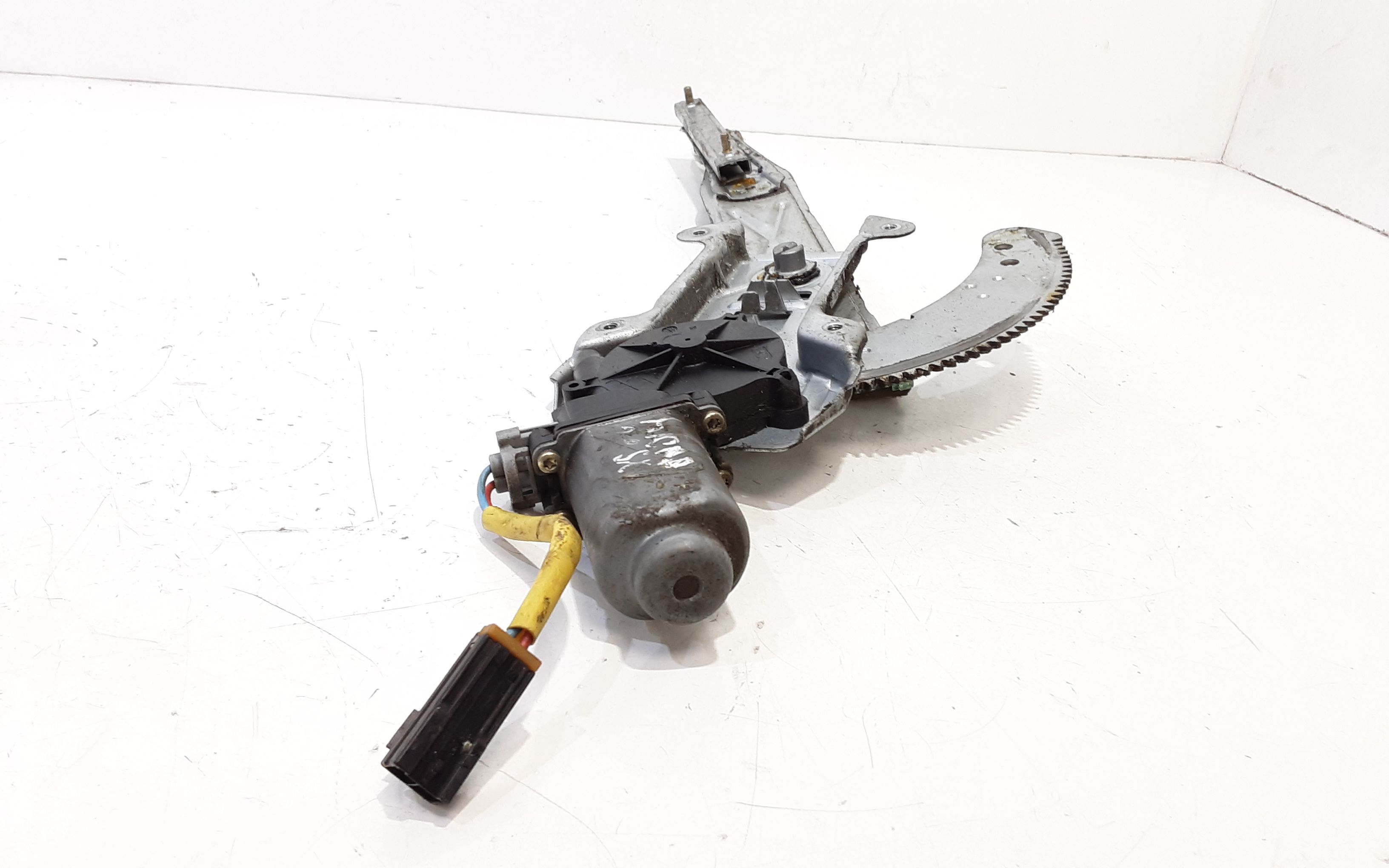 Cremagliera anteriore sinistra Guida NISSAN Micra 3 Serie