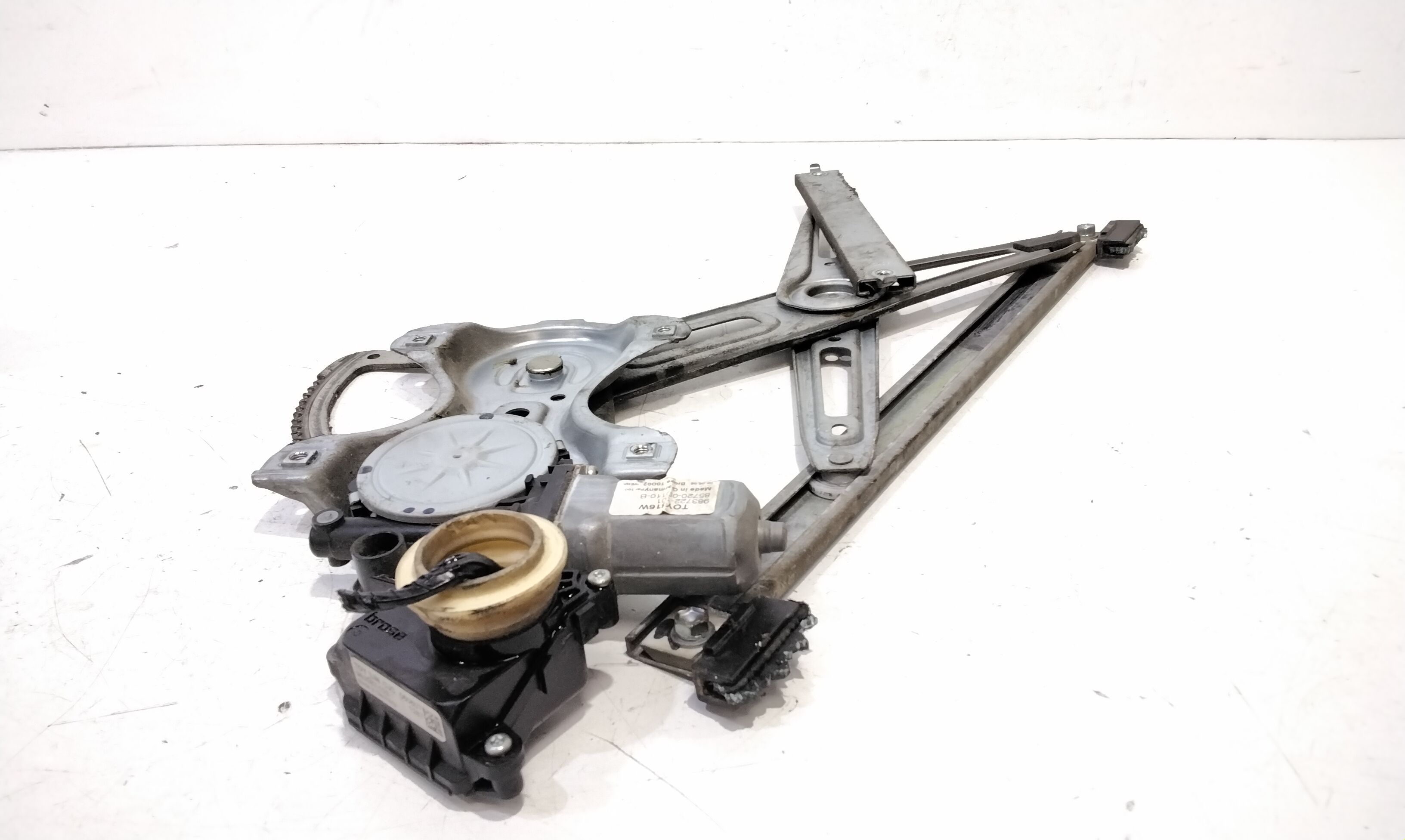 Cremagliera anteriore sinistra Guida TOYOTA Yaris 3 Serie