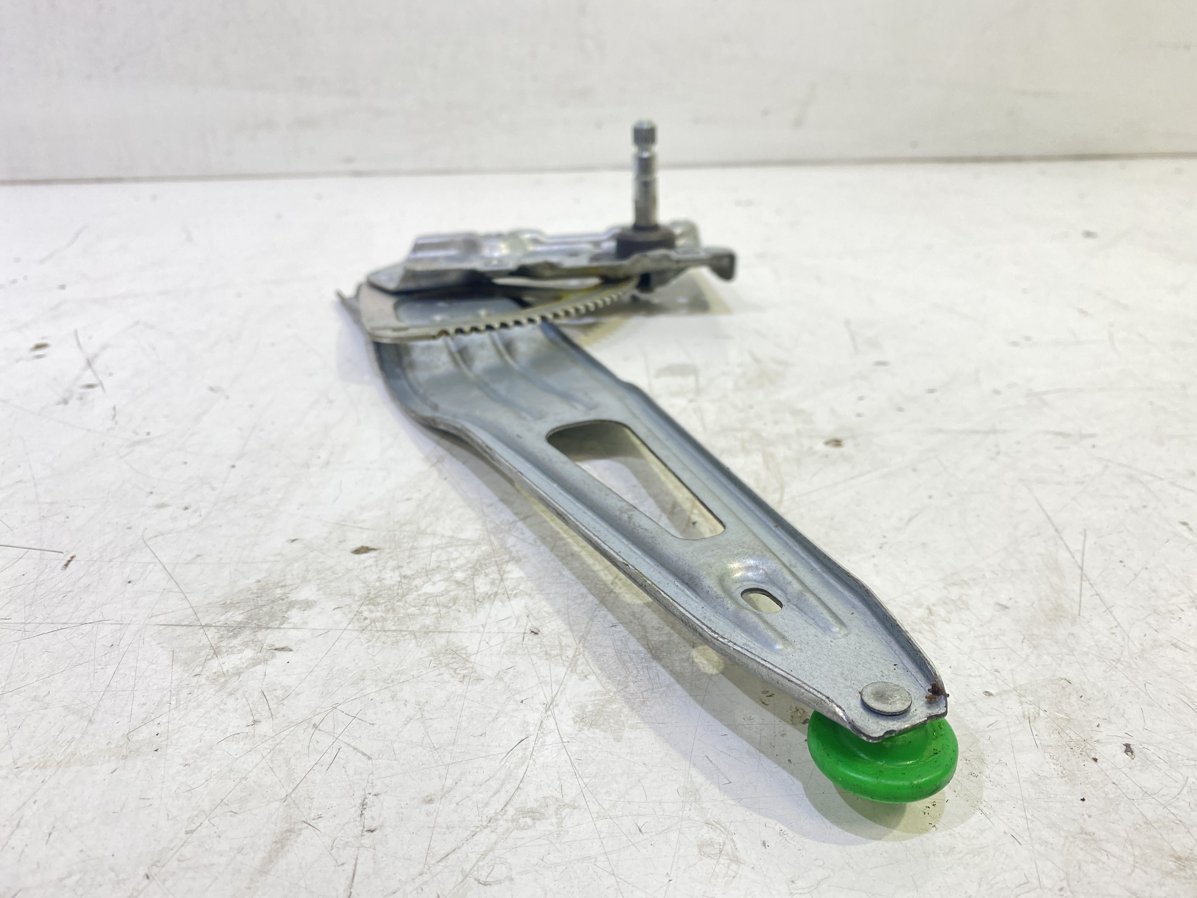 Cremagliera posteriore sinistra guida TOYOTA Yaris 4 Serie