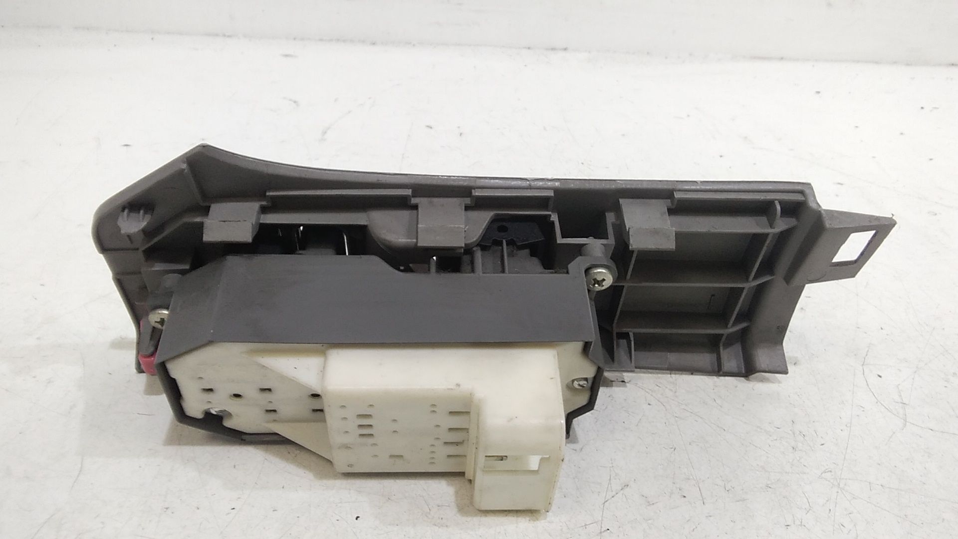 Pulsantiera anteriore sinistra Guida TOYOTA Yaris 4 Serie