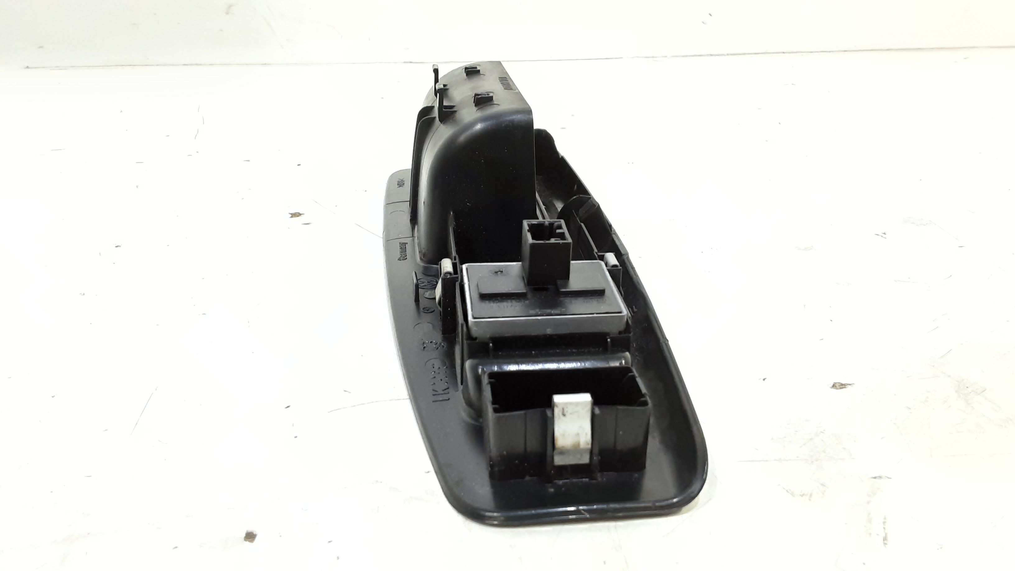 Pulsantiera anteriore sinistra Guida VOLKSWAGEN Polo 4 Serie