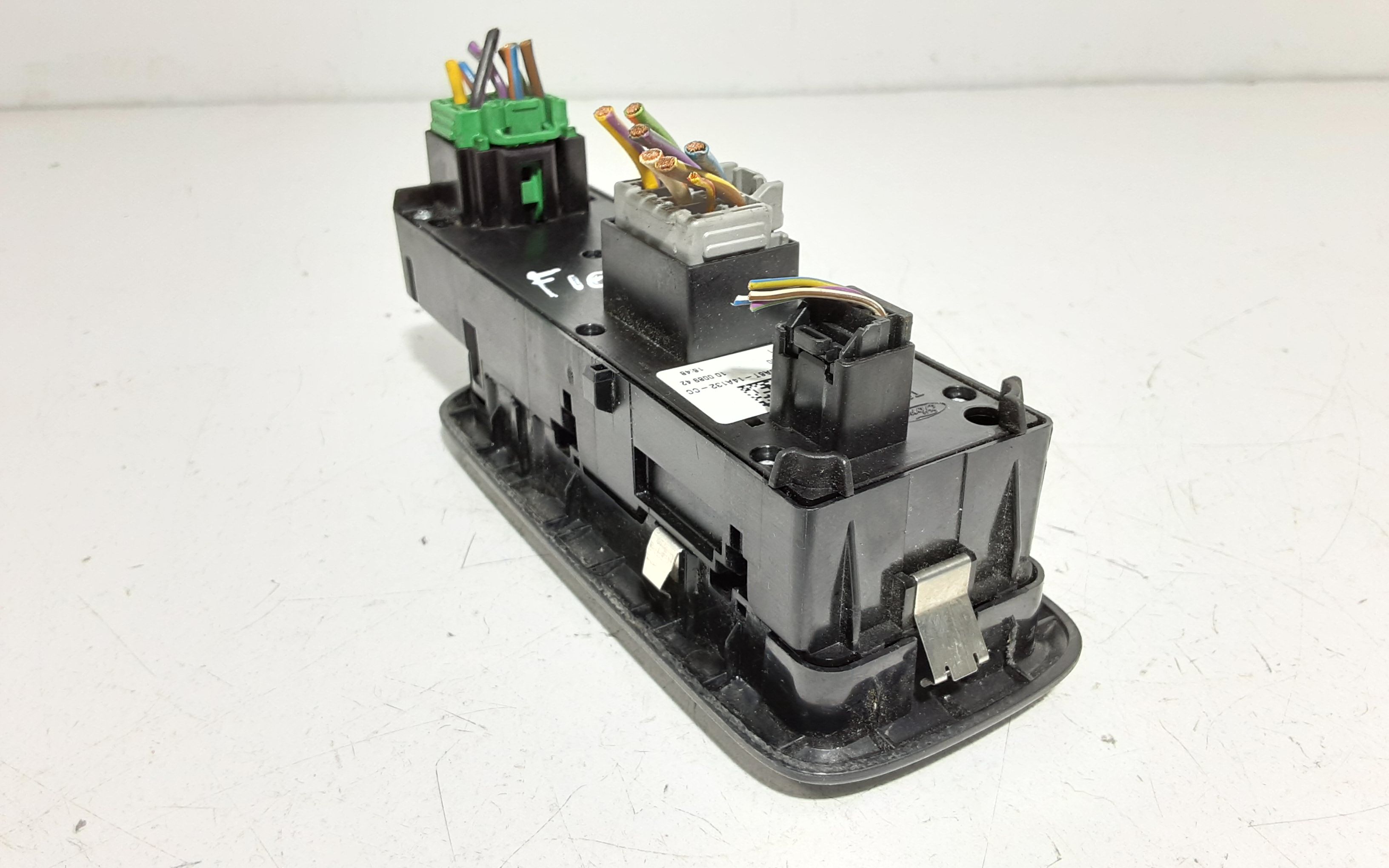 Pulsantiera anteriore sinistra Guida FORD Fiesta 6 Serie