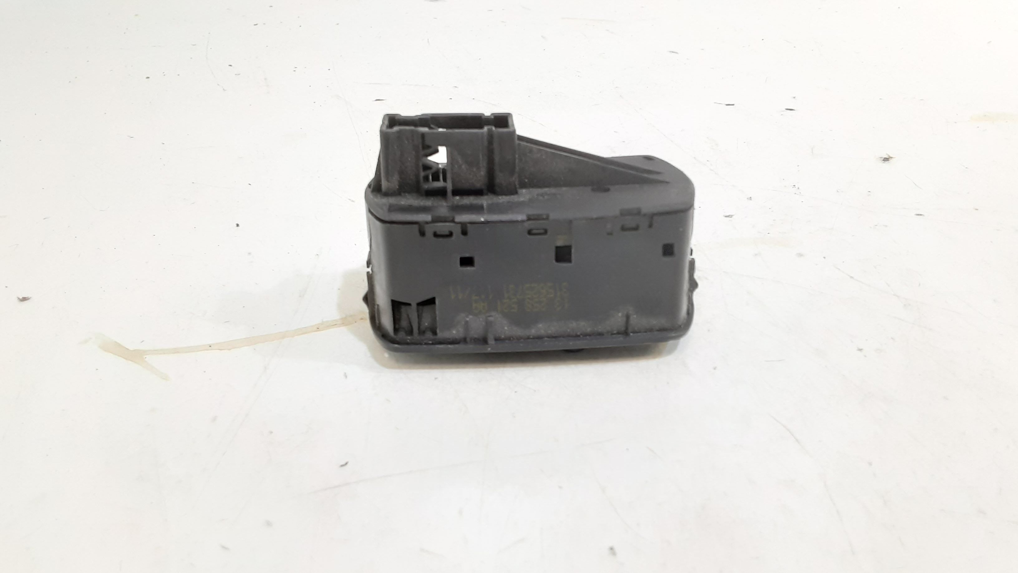 Pulsantiera anteriore sinistra Guida OPEL Corsa D 5P 1 Serie