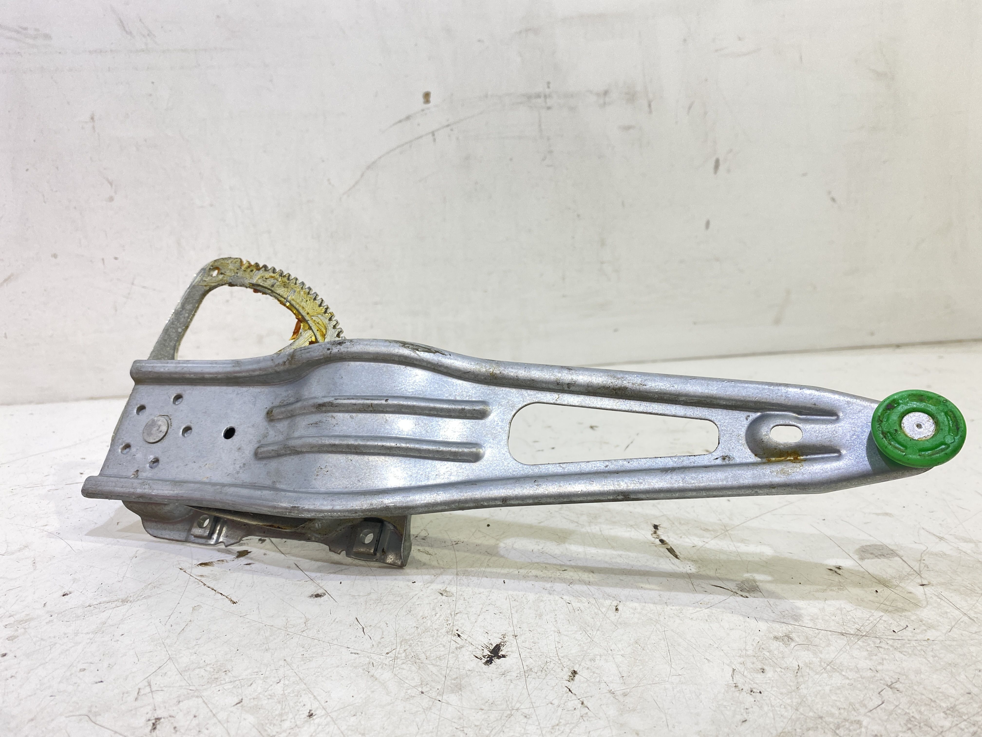 Cremagliera posteriore destra passeggero TOYOTA Yaris 4 Serie