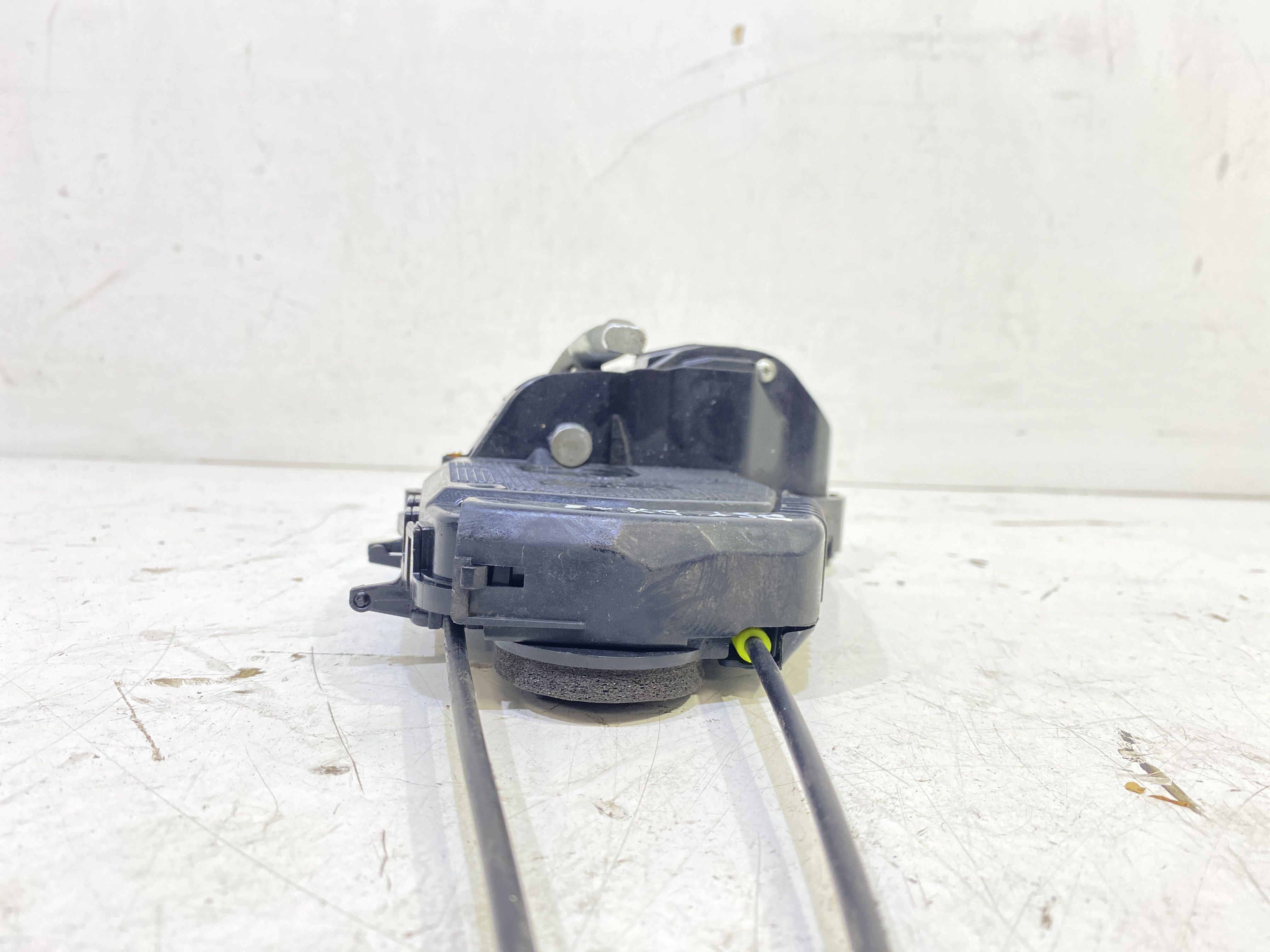 Serratura Posteriore destra TOYOTA Yaris 4 Serie