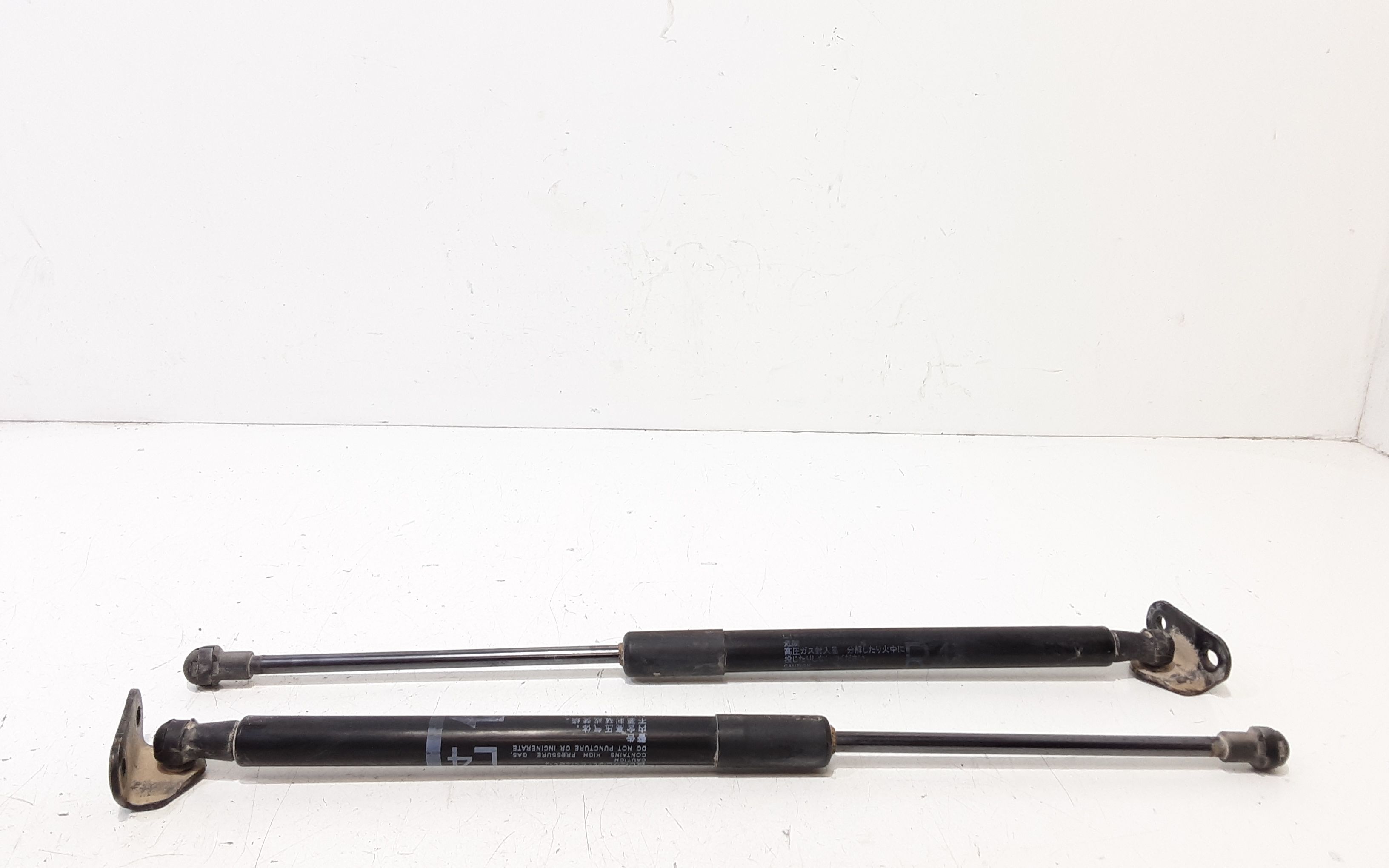 Pistoncini cofano Post. TOYOTA Yaris Serie