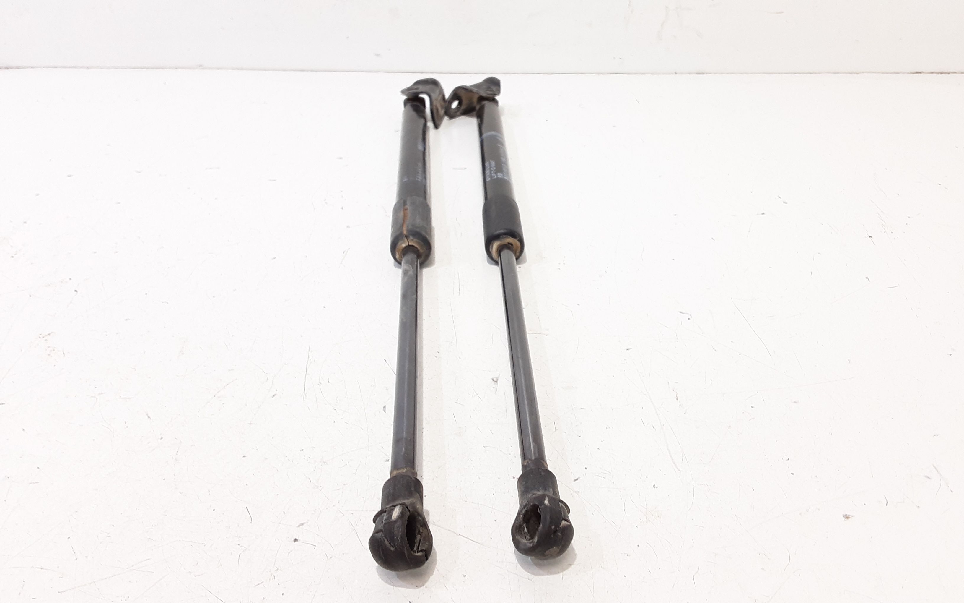 Pistoncini cofano Post. TOYOTA Yaris Serie