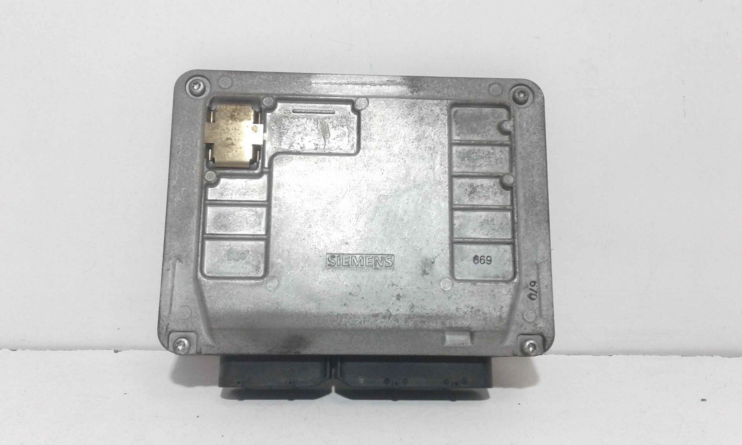 Centralina motore SKODA Fabia Berlina 1 Serie