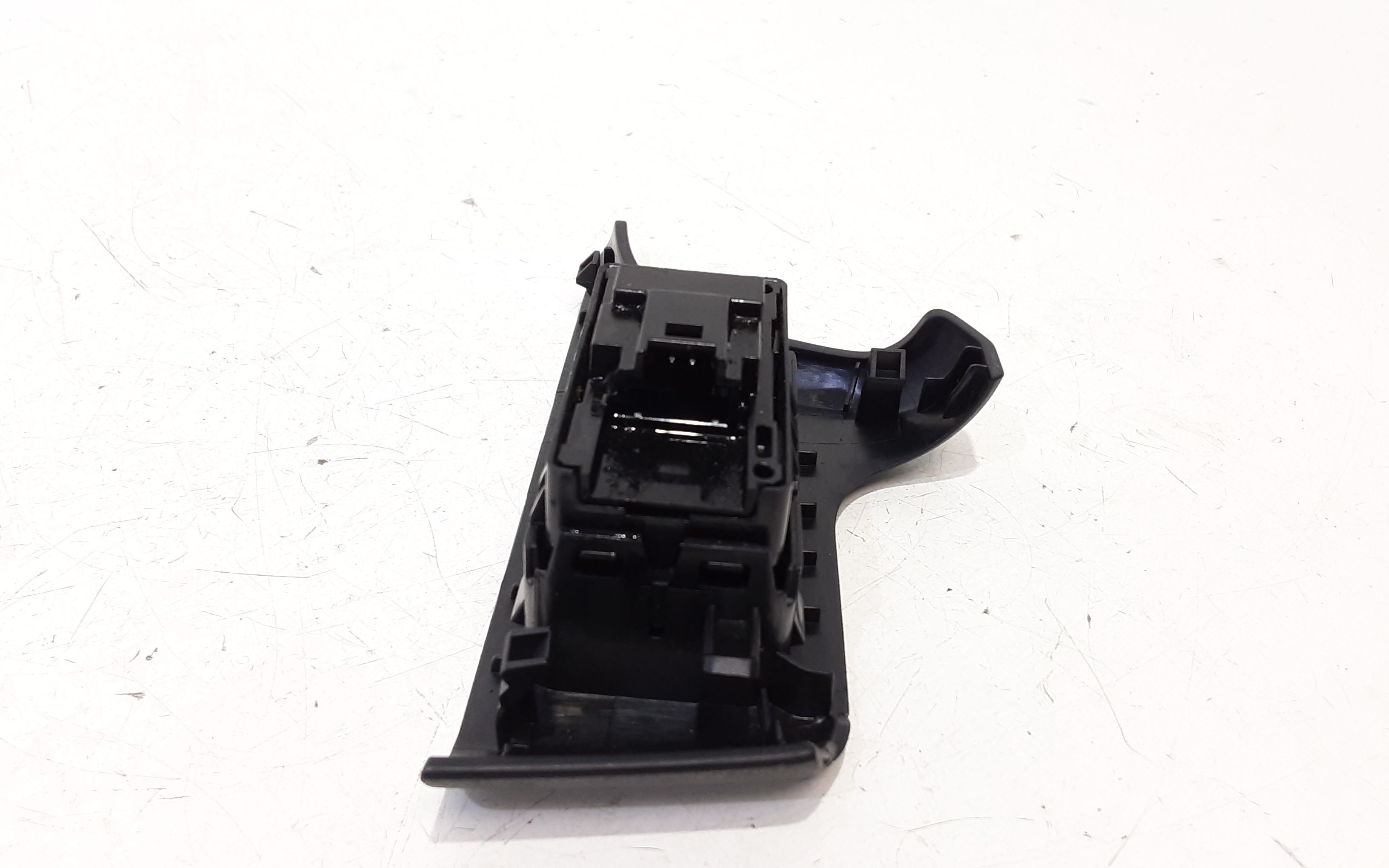 Pulsantiera Anteriore Destra Passeggero MERCEDES Classe B Serie (W247) (18>21)