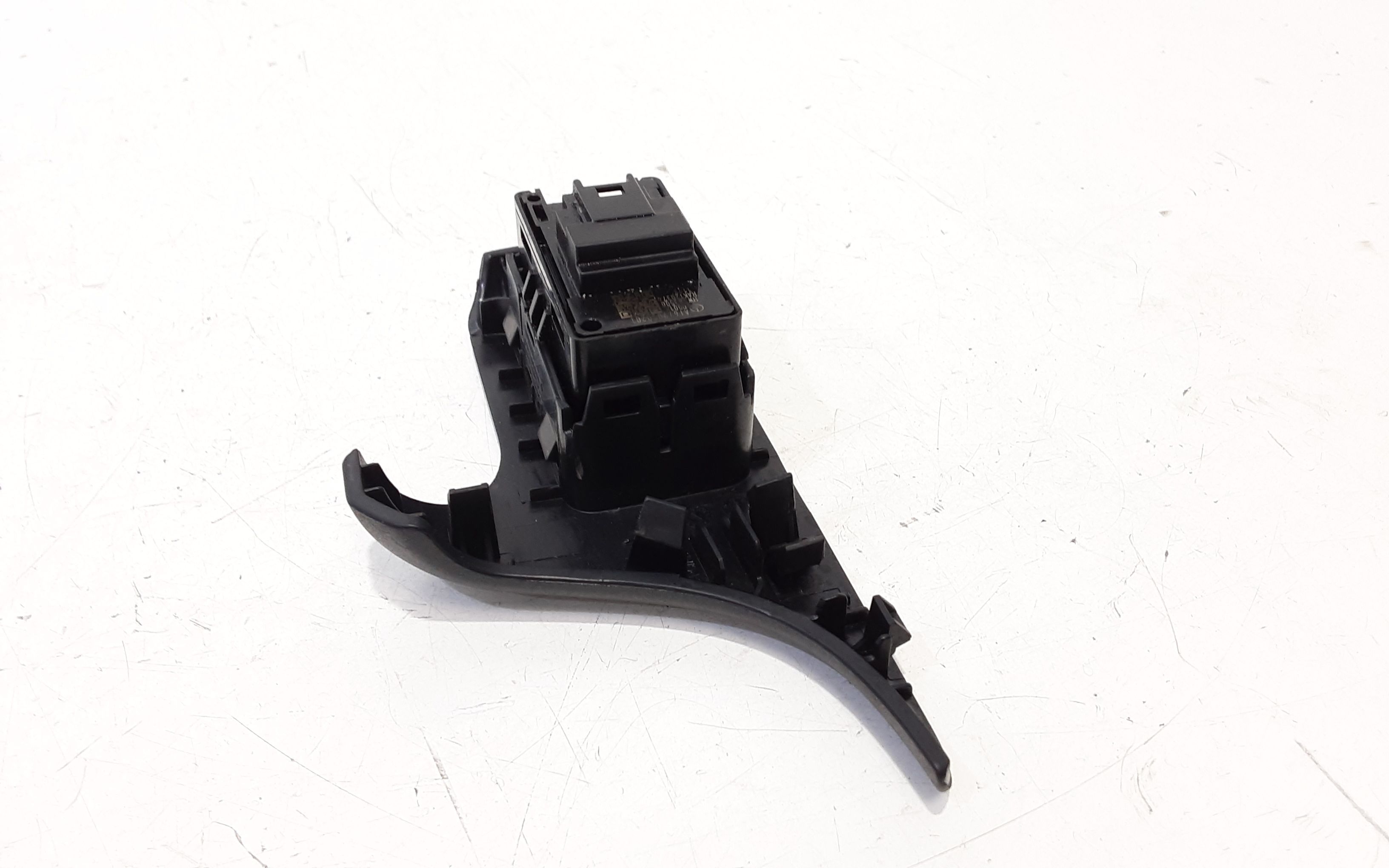 Pulsantiera Anteriore Destra Passeggero MERCEDES Classe B Serie (W247) (18>21)