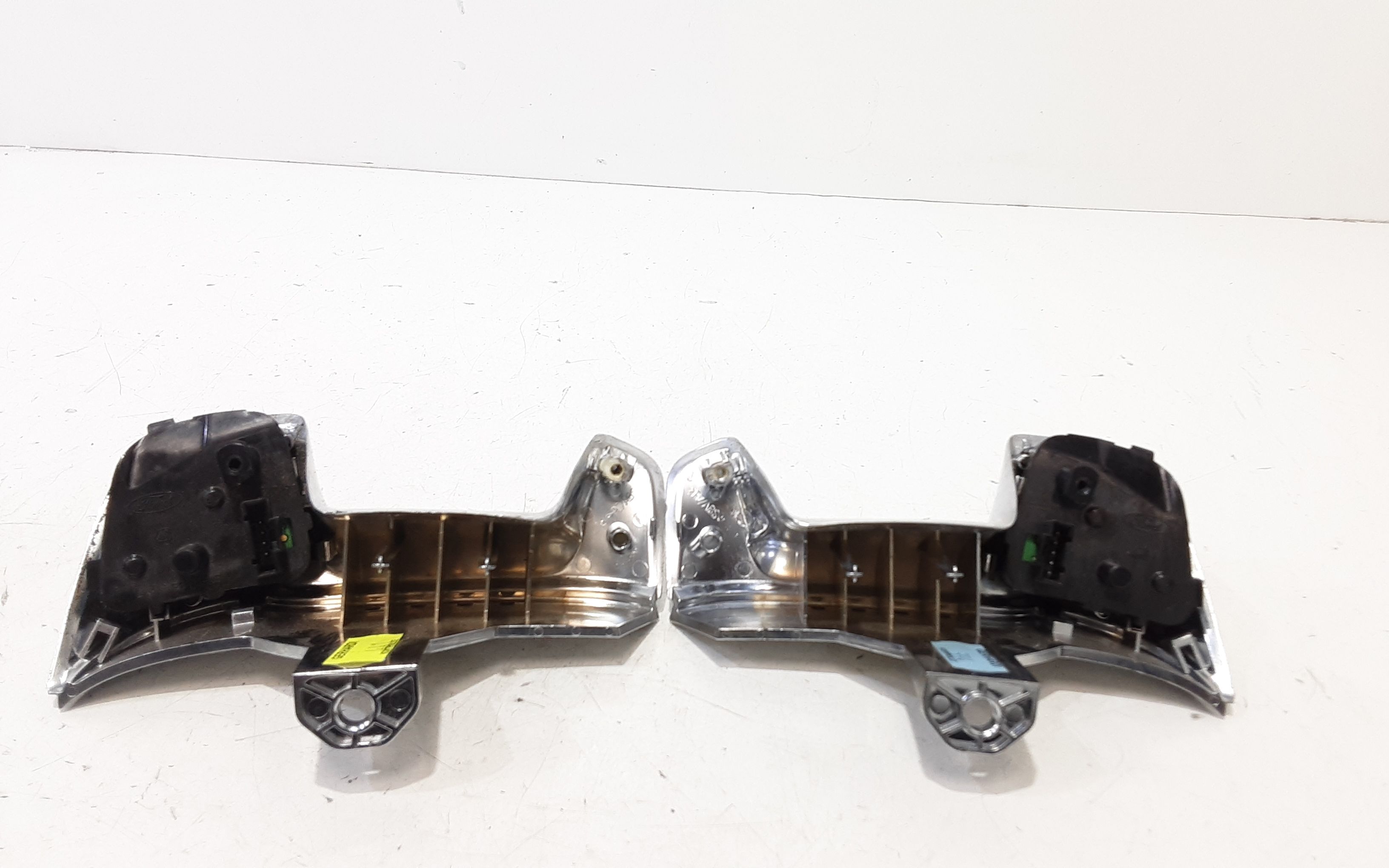 Comandi al volante multifunzione FORD S - Max Serie (06>14)