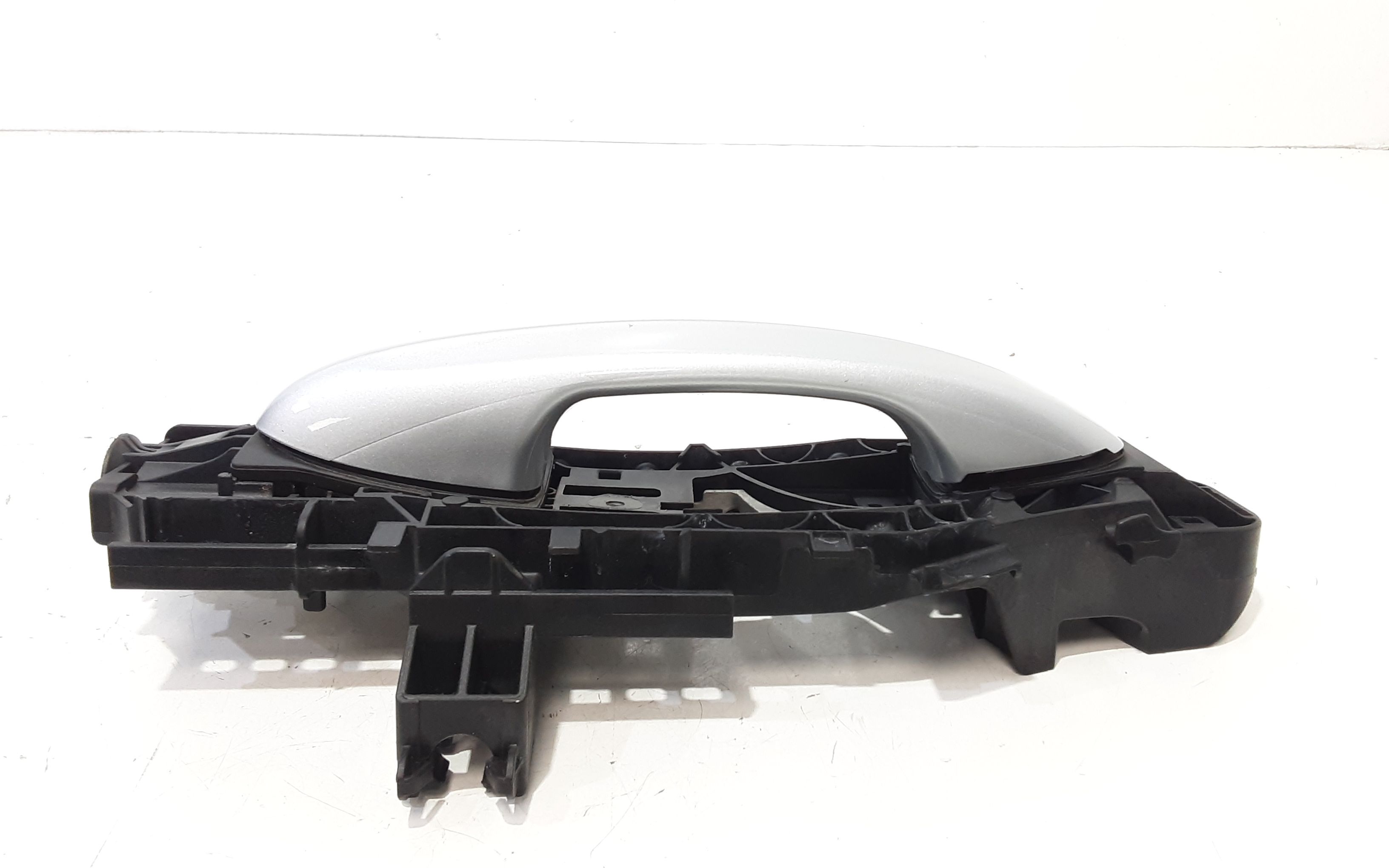 Maniglia esterna Anteriore Destra MERCEDES Classe B Serie (W247) (18>21)