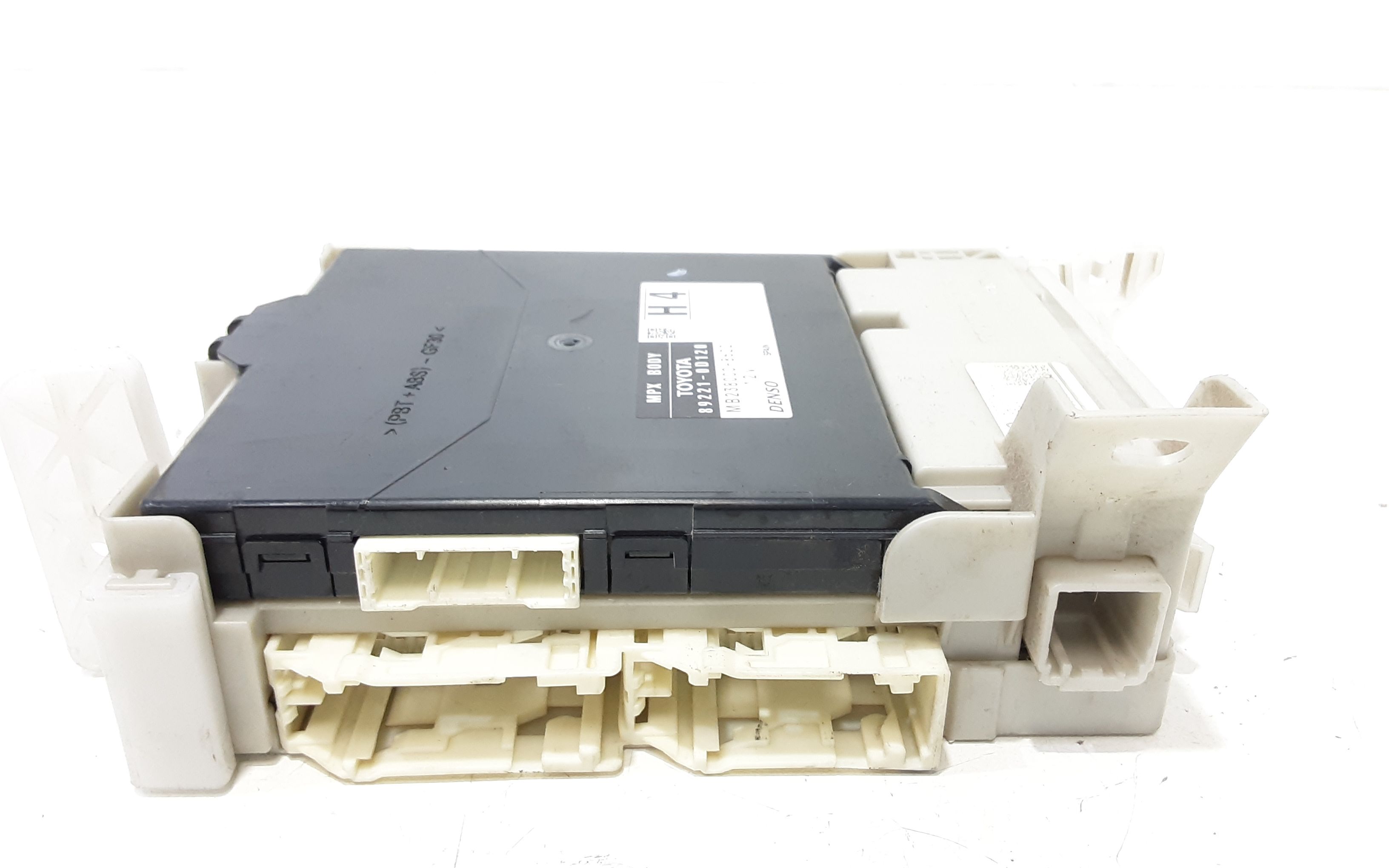 Body Computer TOYOTA Yaris Serie