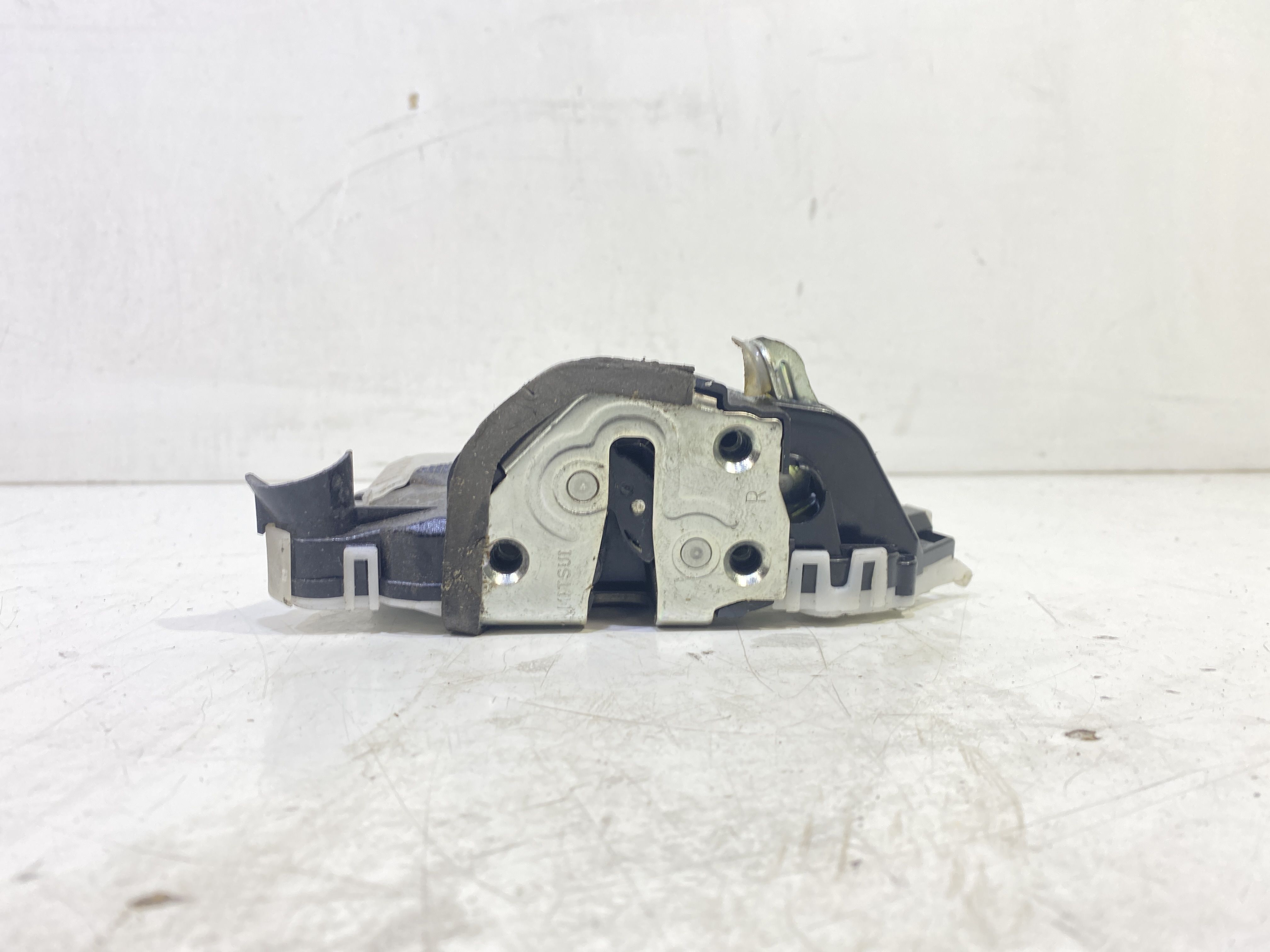 Serratura Anteriore Destra TOYOTA Yaris 4 Serie