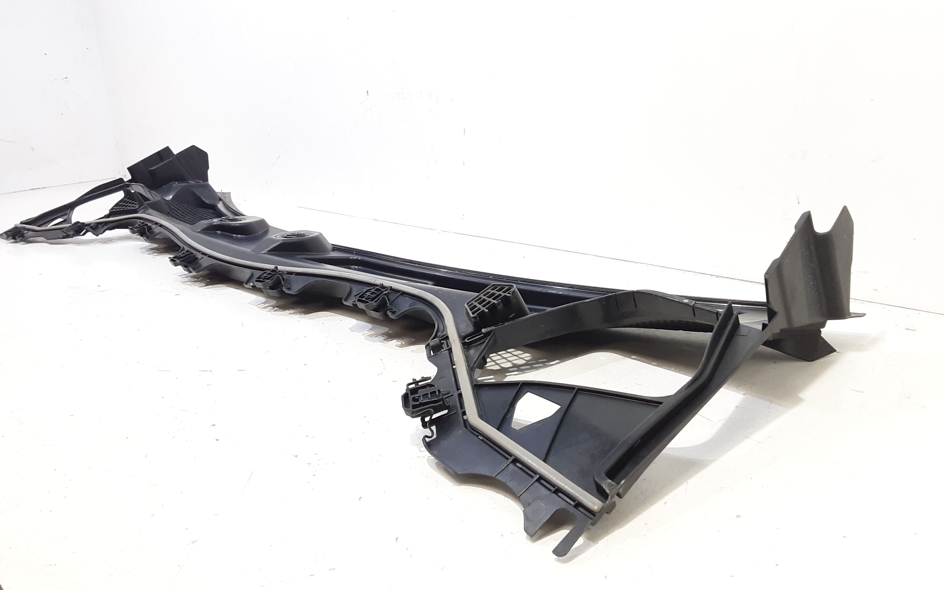 Griglia Gocciolatoio ant. MERCEDES Classe B Serie (W247) (18>21)