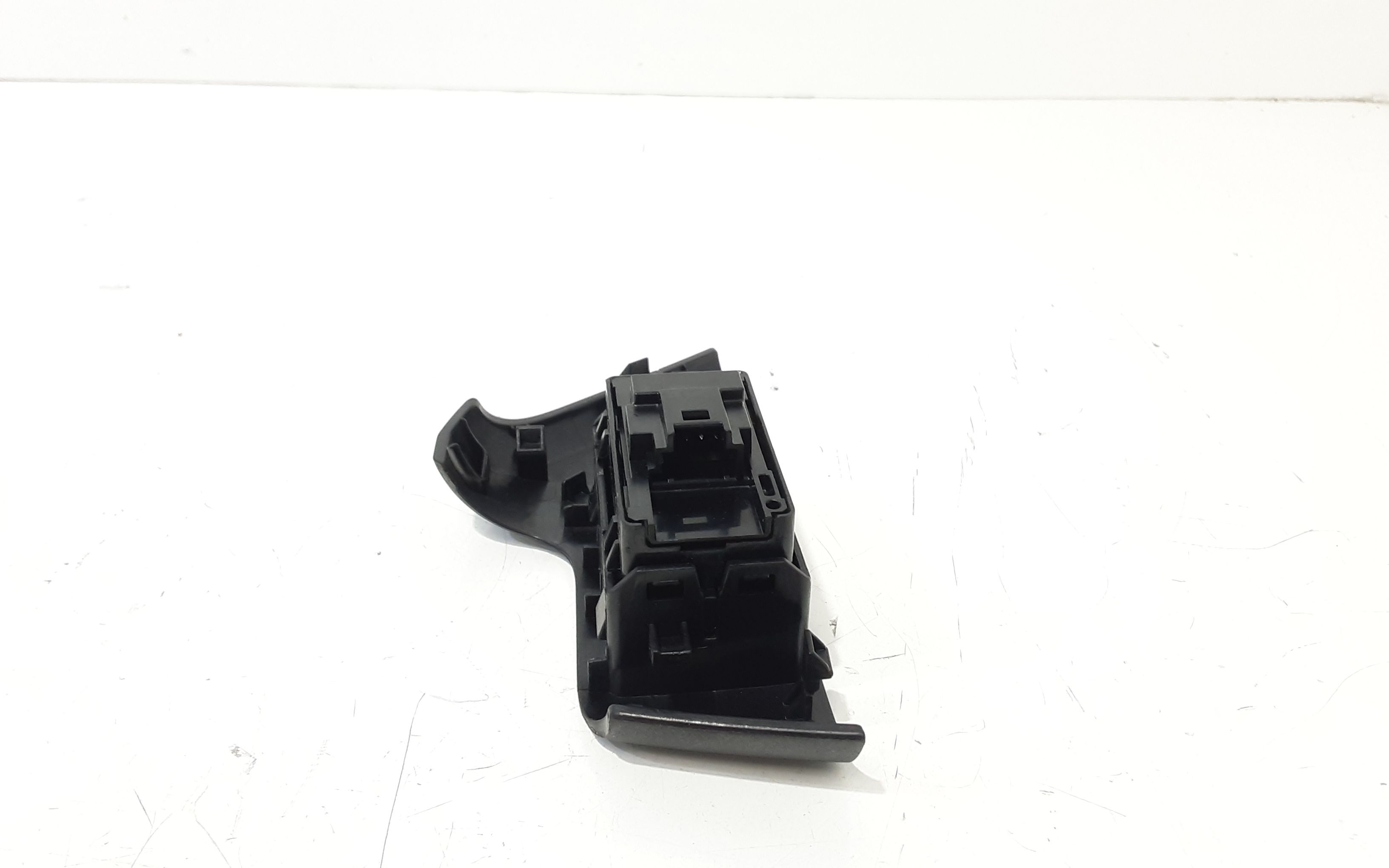 Pulsantiera Posteriore Sinistra MERCEDES Classe B Serie (W247) (18>21)