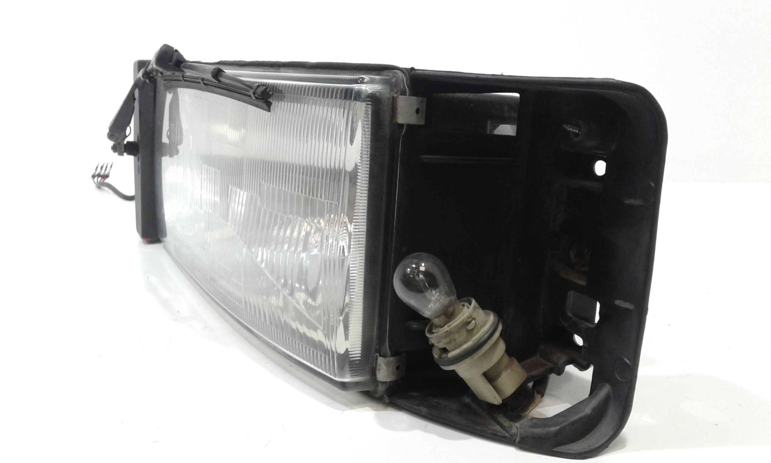 Faro anteriore Sinistro Guida IVECO Eurostar Serie