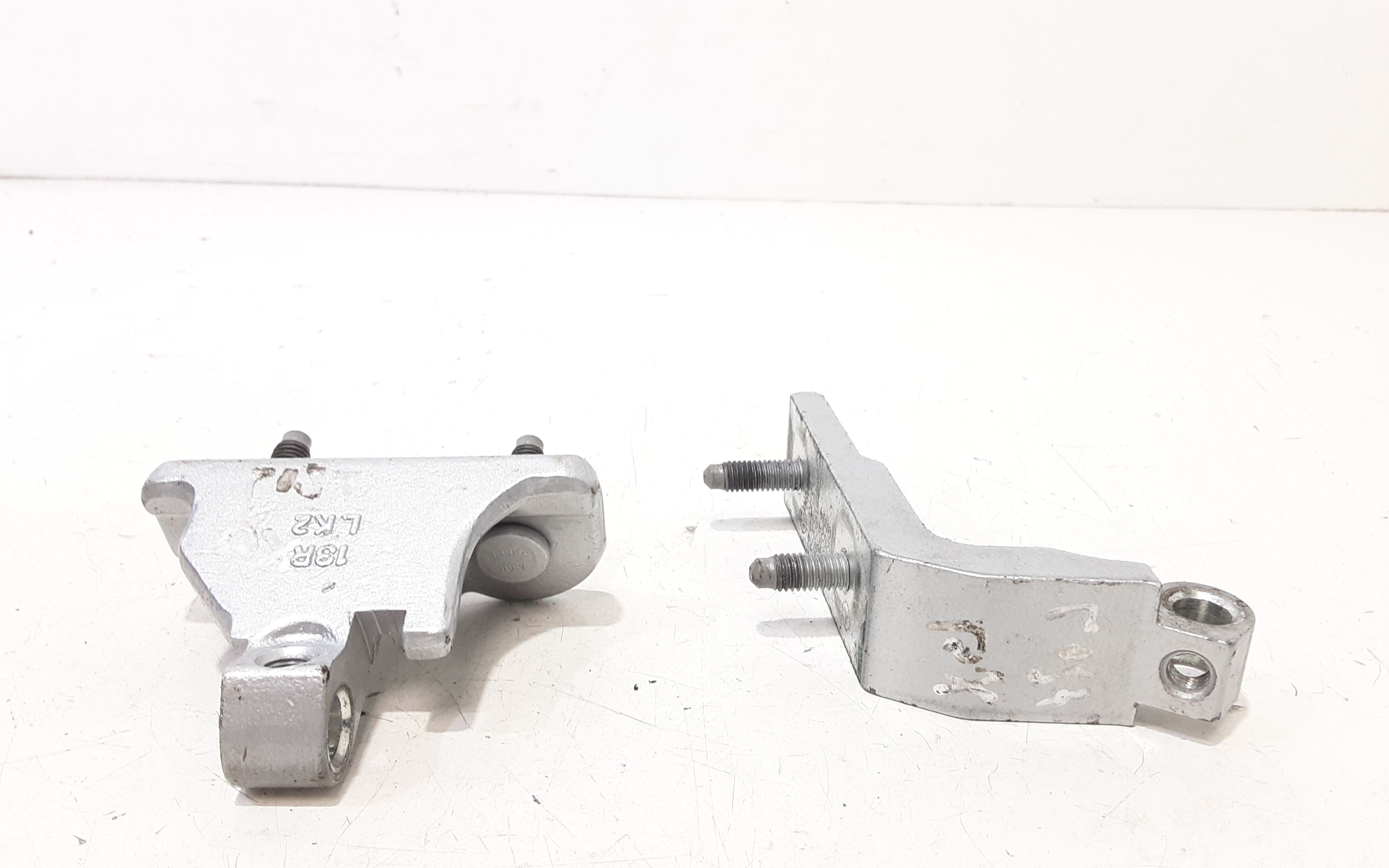 Coppia cerniere porta posteriore DX MERCEDES Classe B Serie (W247) (18>21)