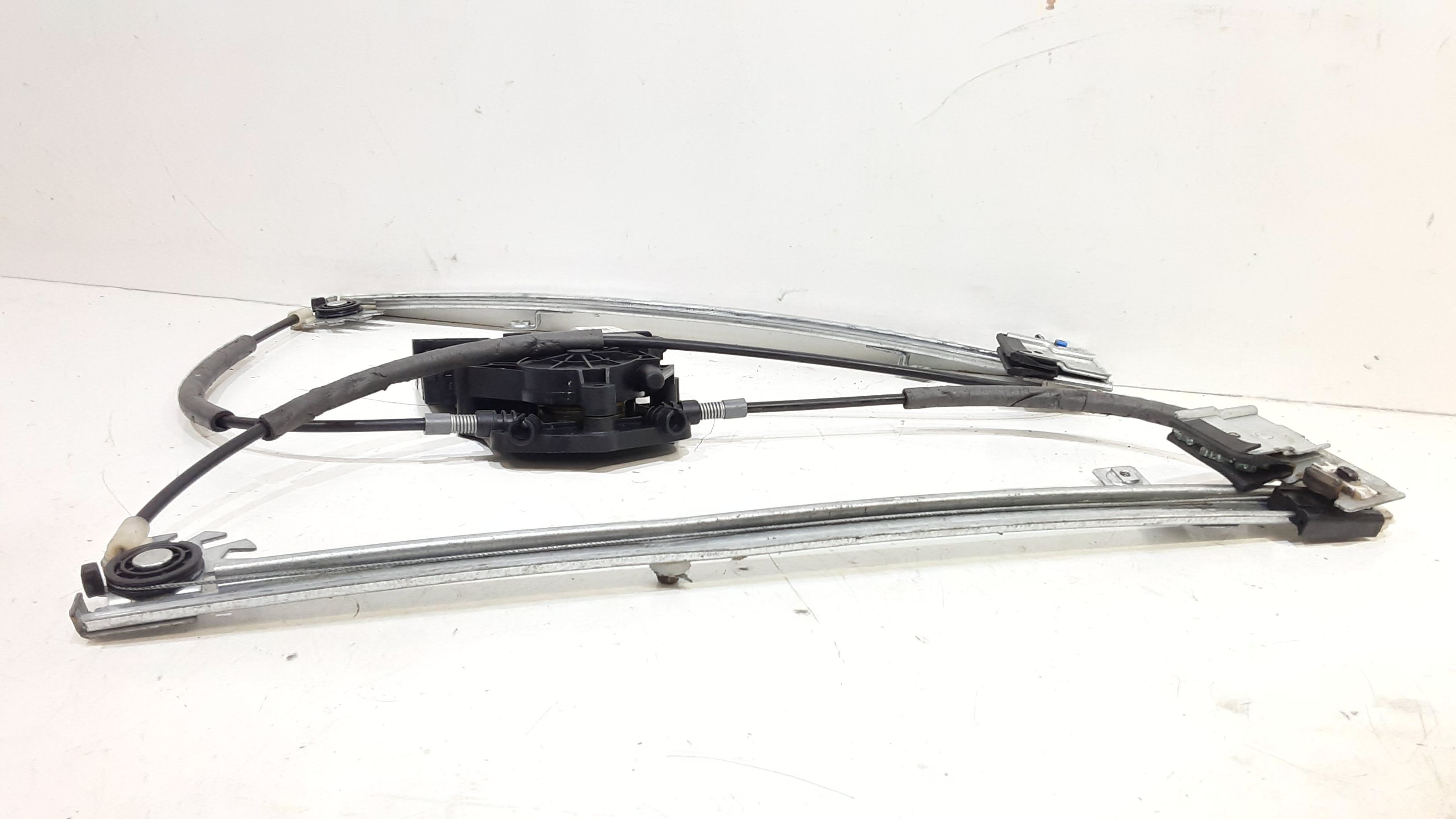 Cremagliera anteriore sinistra Guida VOLKSWAGEN Golf 5 Berlina (03>08)