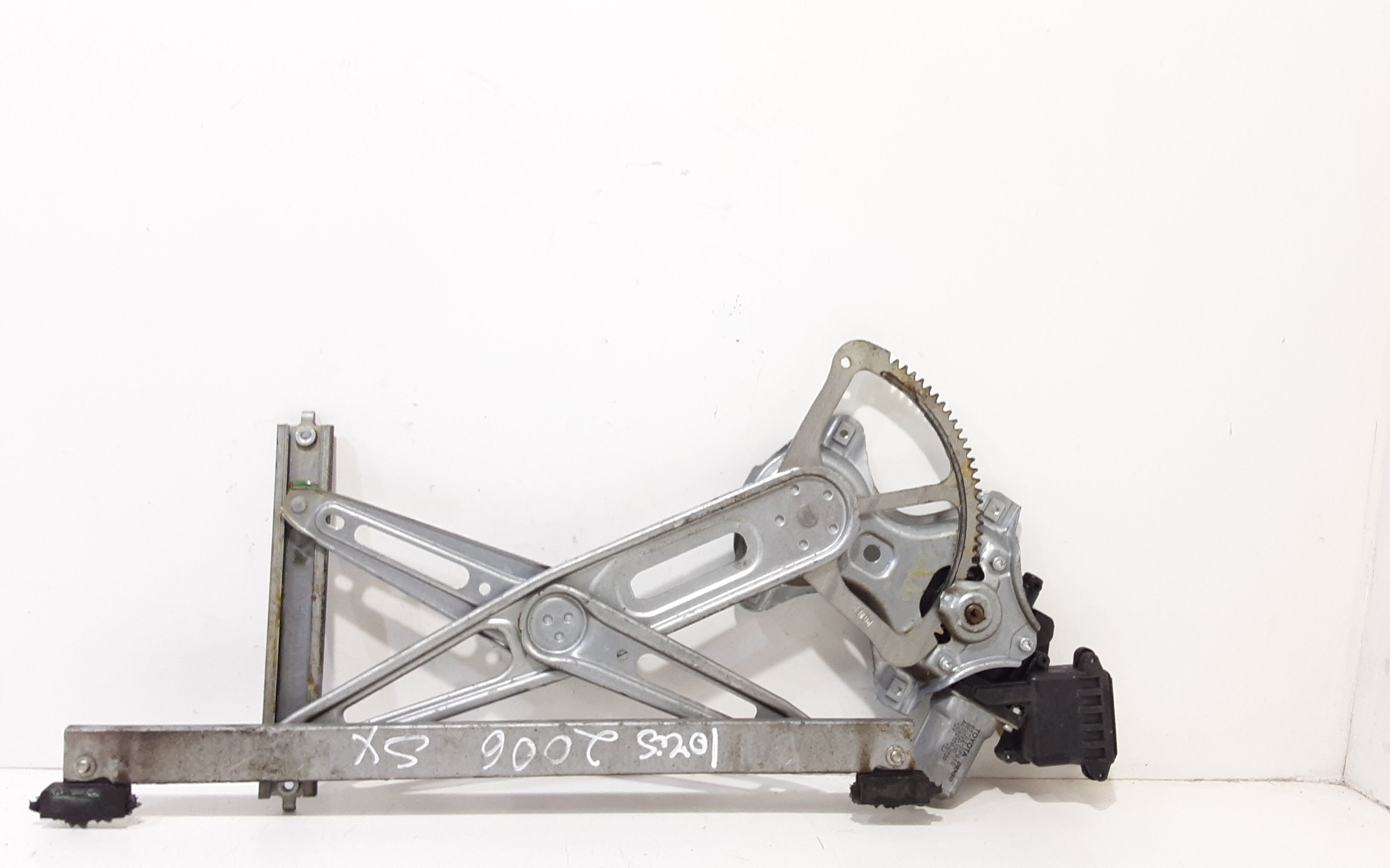 Cremagliera anteriore sinistra Guida TOYOTA Yaris 3 Serie