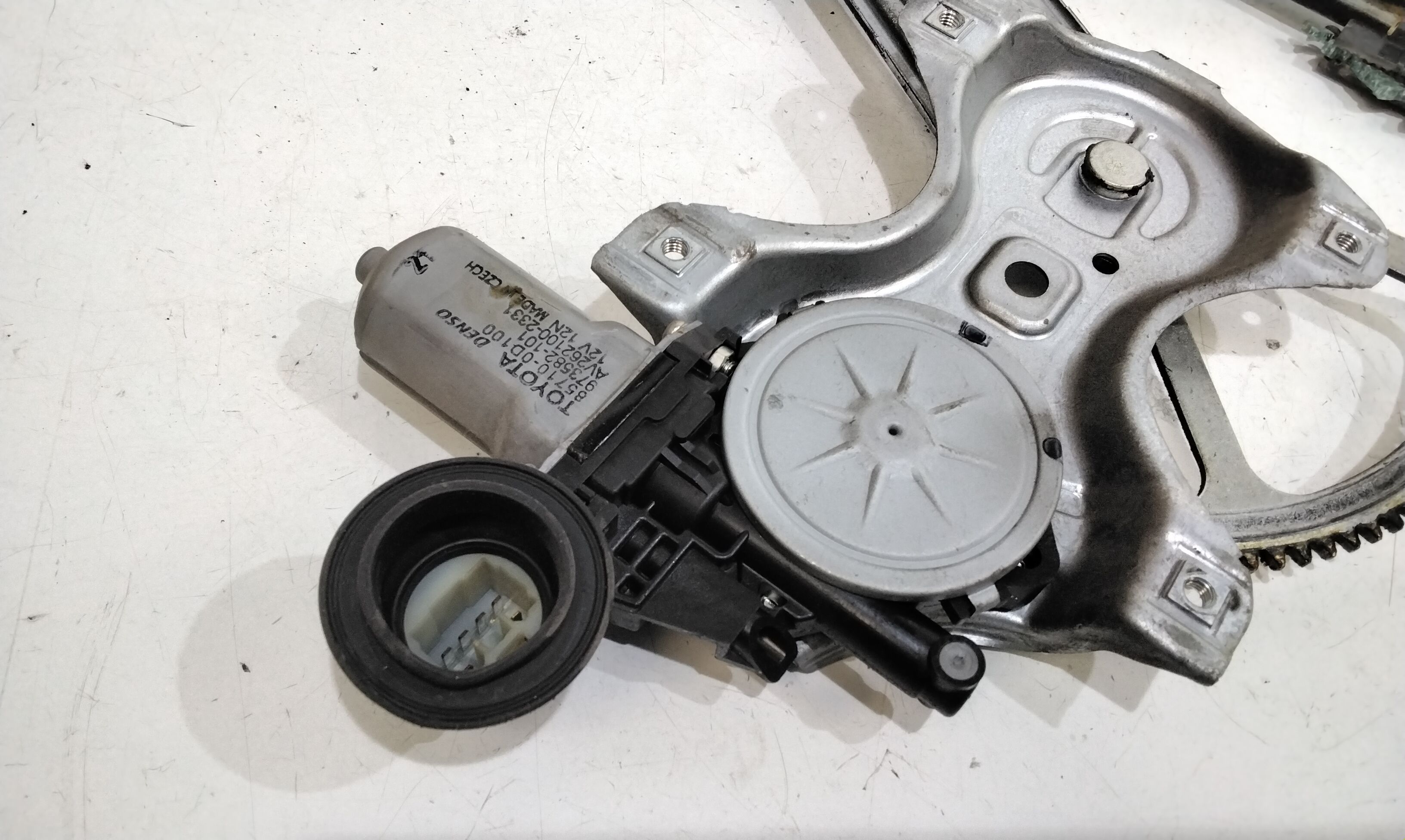 Cremagliera anteriore destra passeggero TOYOTA Yaris Serie