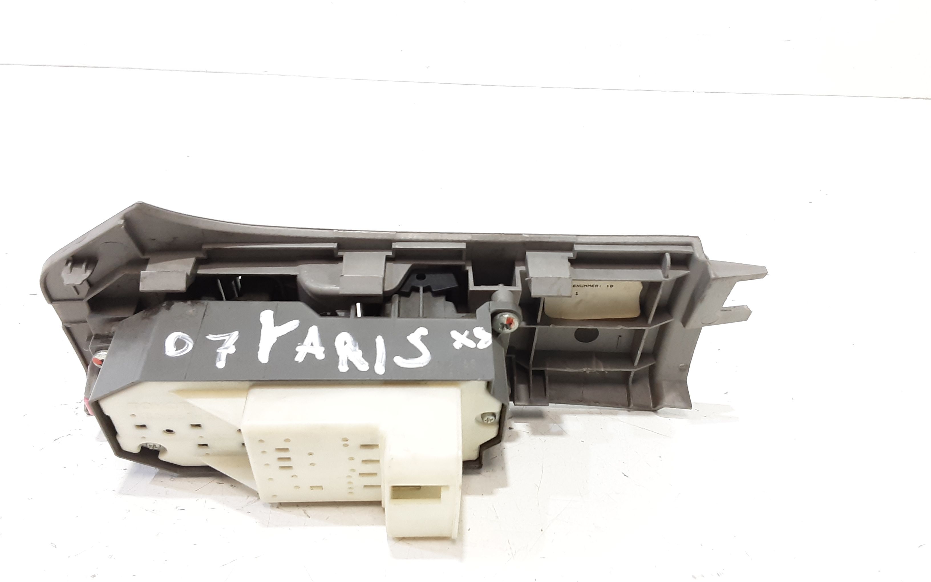 Pulsantiera anteriore sinistra Guida TOYOTA Yaris 3 Serie