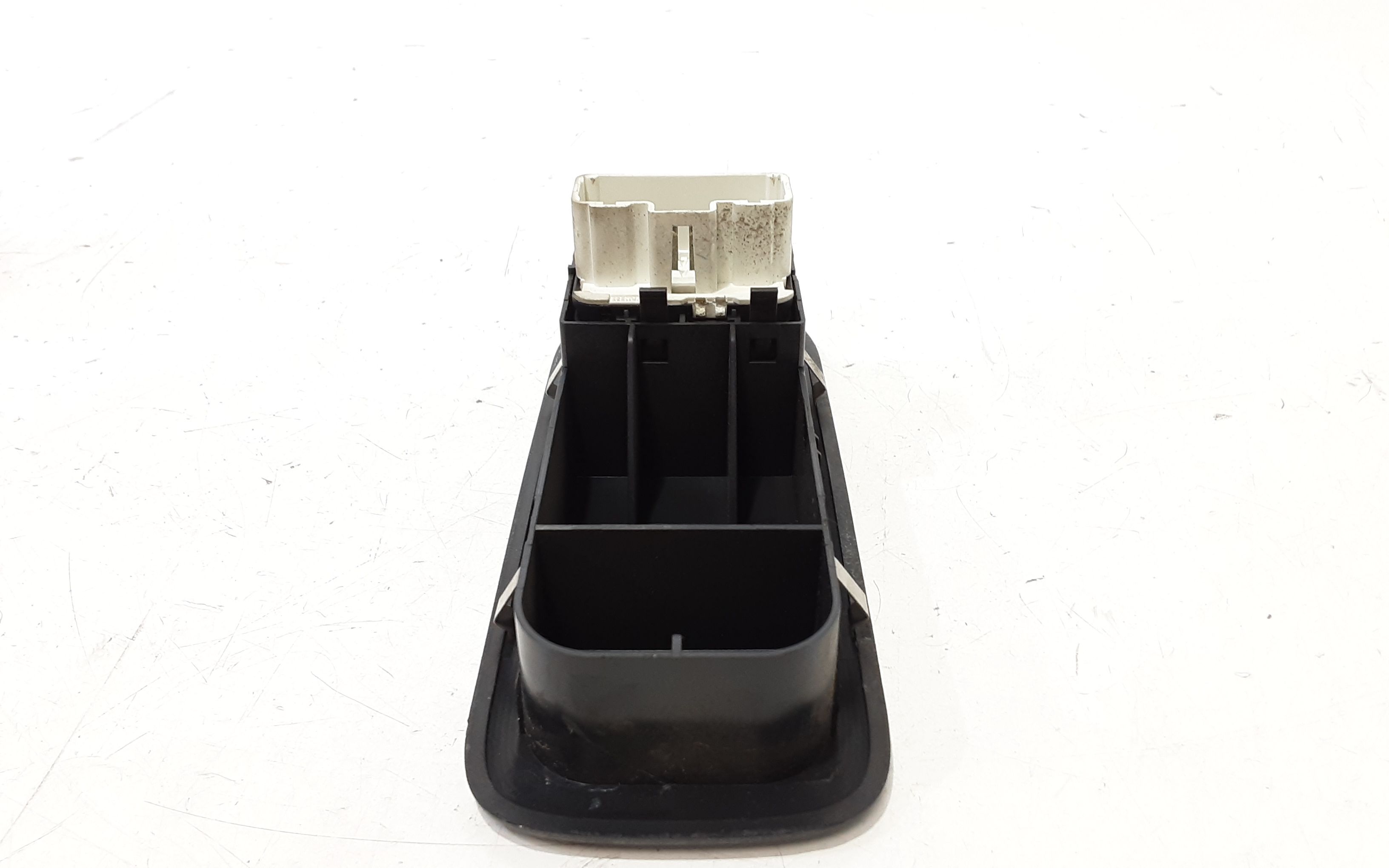 Pulsantiera anteriore sinistra Guida RENAULT Clio Serie (04>08)