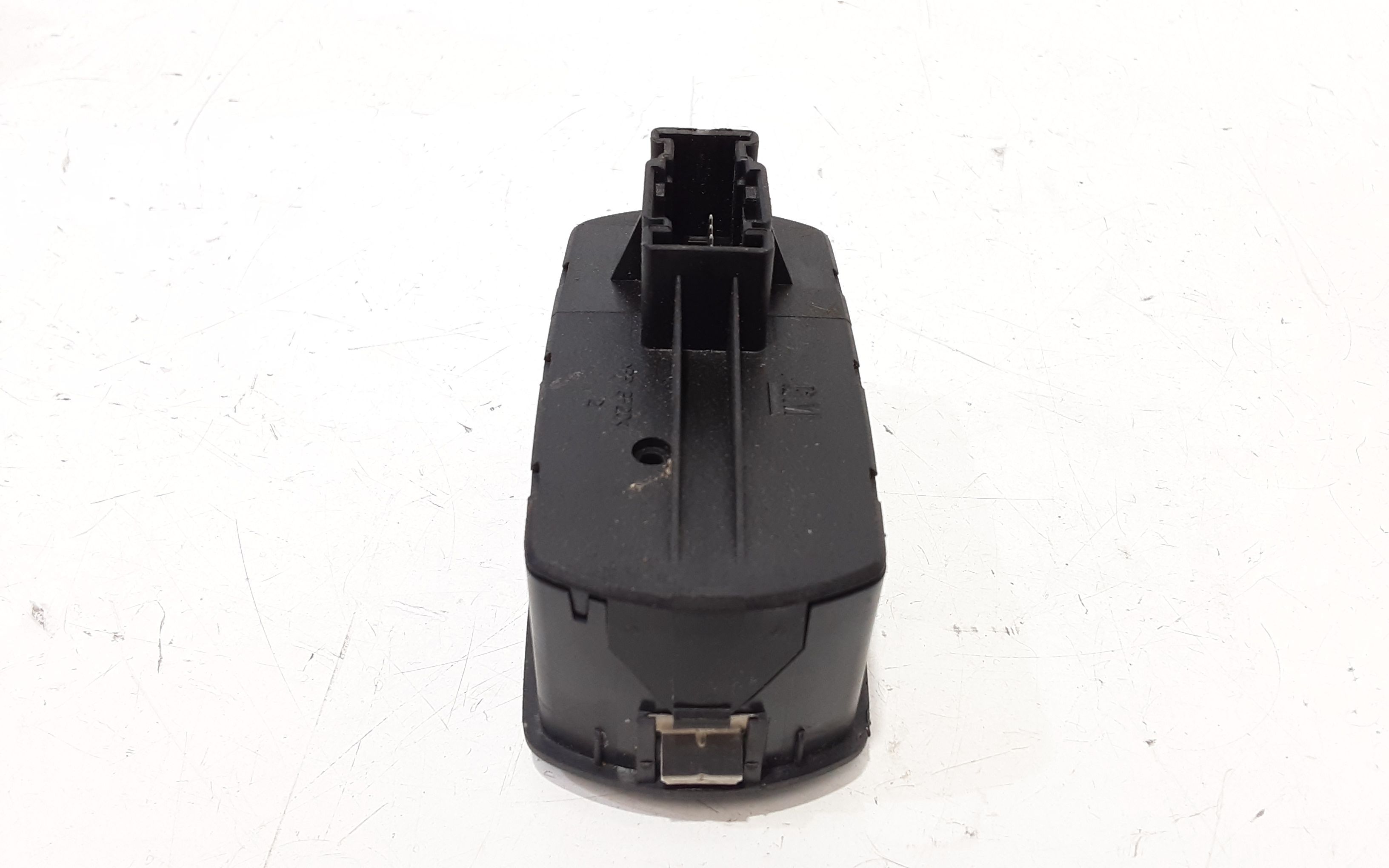 Pulsantiera anteriore sinistra Guida OPEL Corsa D 3P 1 Serie