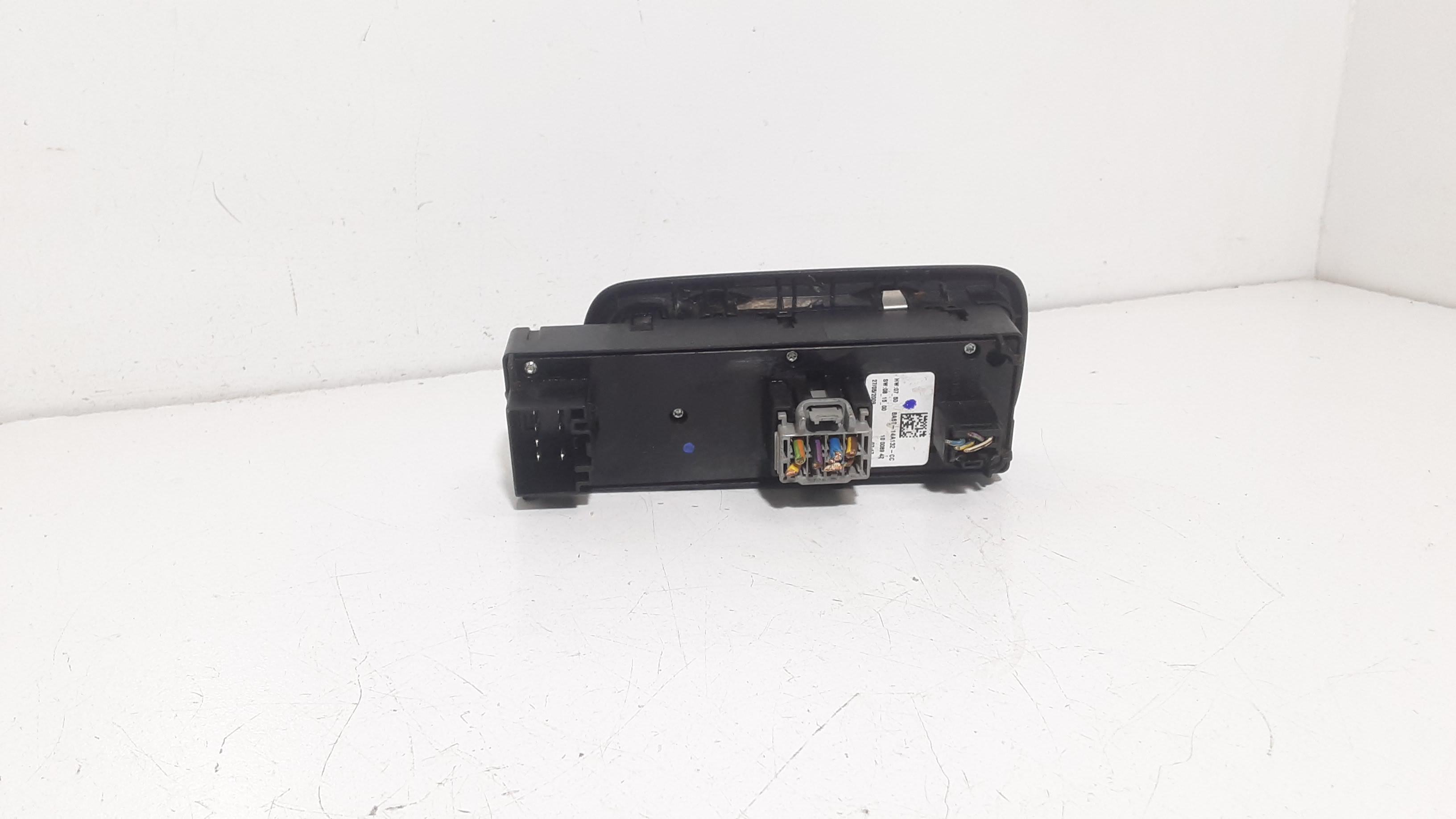 Pulsantiera anteriore sinistra Guida FORD Fiesta 6 Serie