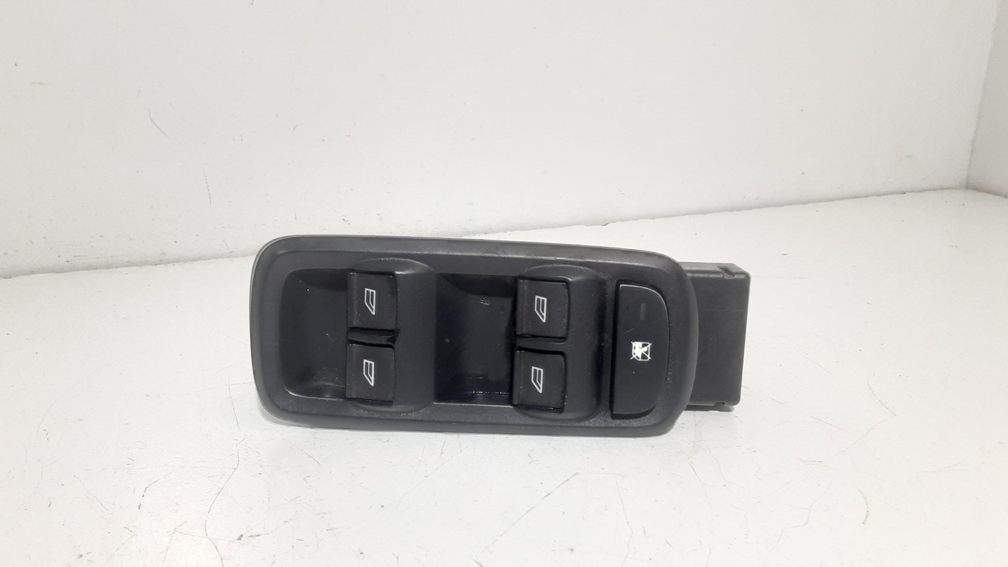 Pulsantiera anteriore sinistra Guida FORD Fiesta 6 Serie