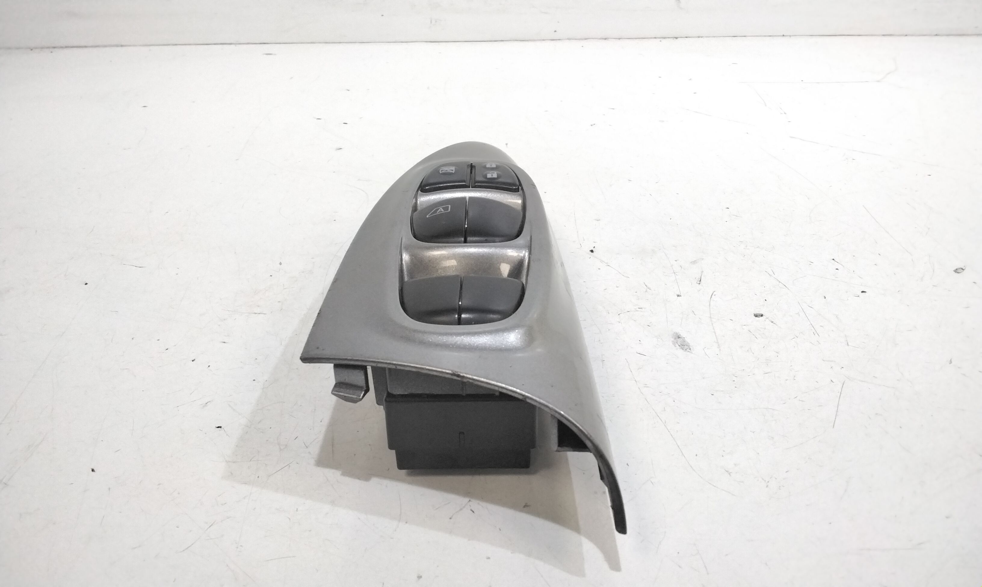 Pulsantiera anteriore sinistra Guida NISSAN Juke 1 Serie