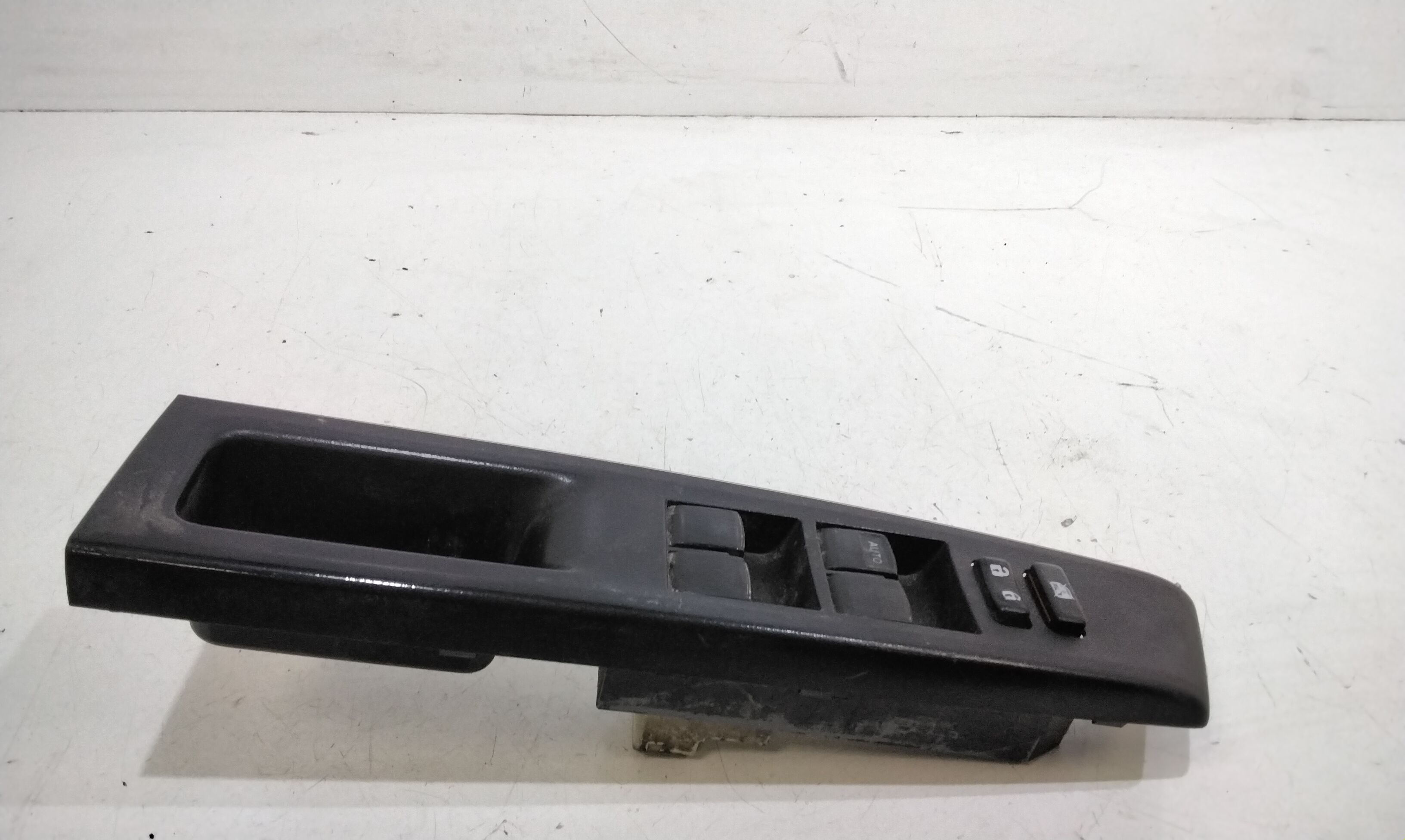 Pulsantiera anteriore sinistra Guida TOYOTA Yaris Serie