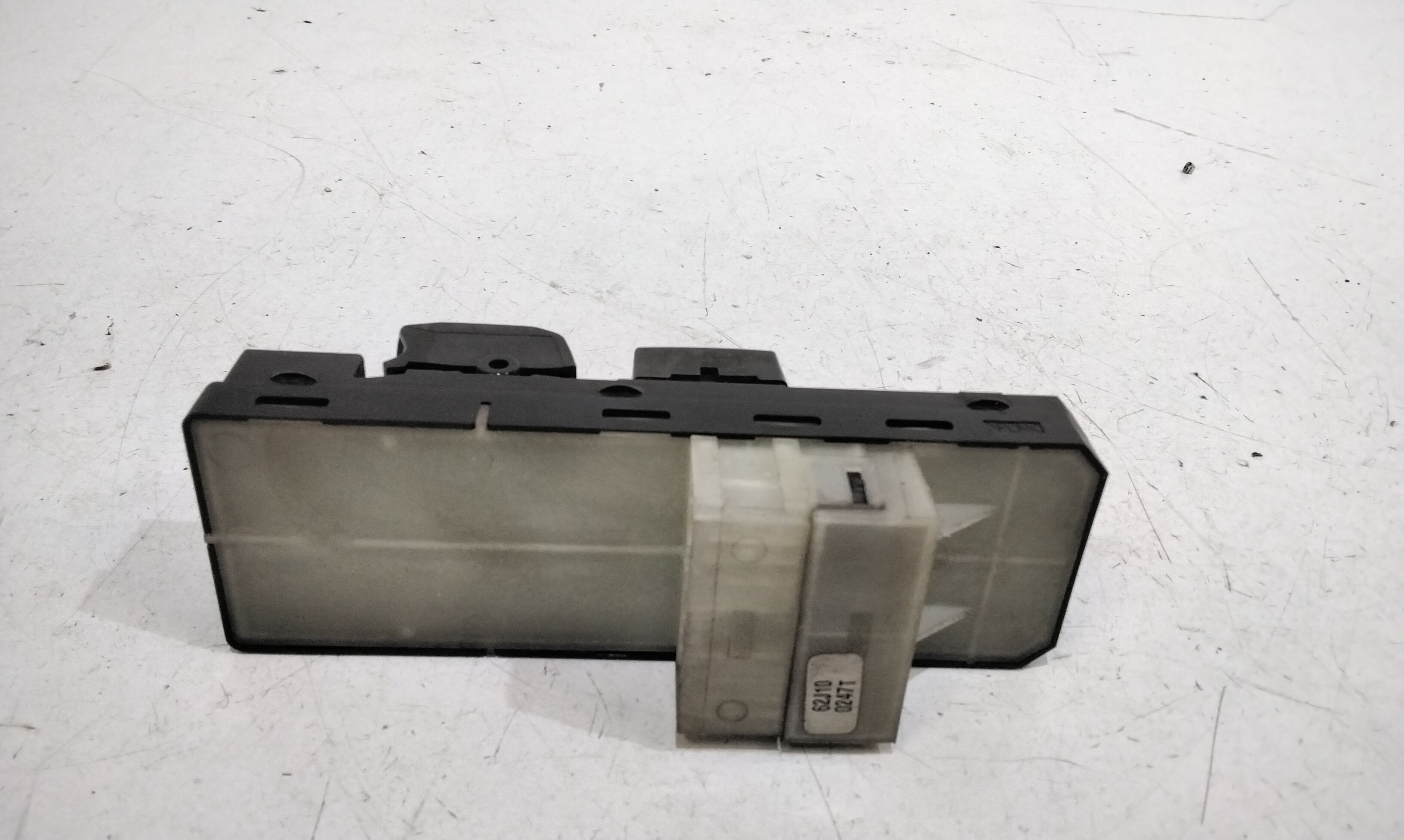 Pulsantiera anteriore sinistra Guida SUZUKI Swift 4 Serie (04>10)