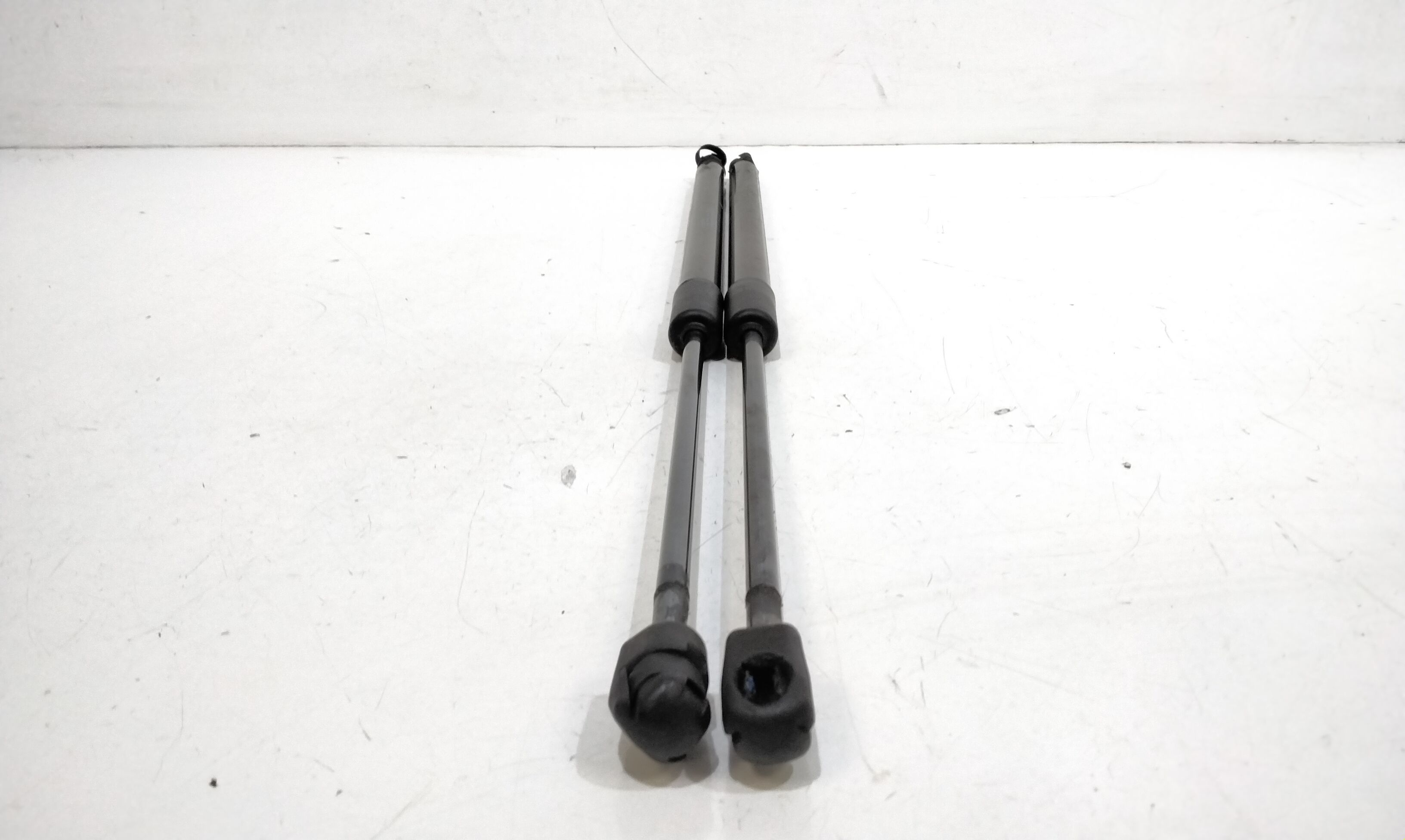 Pistoncini cofano Post. VOLKSWAGEN T-Roc Serie