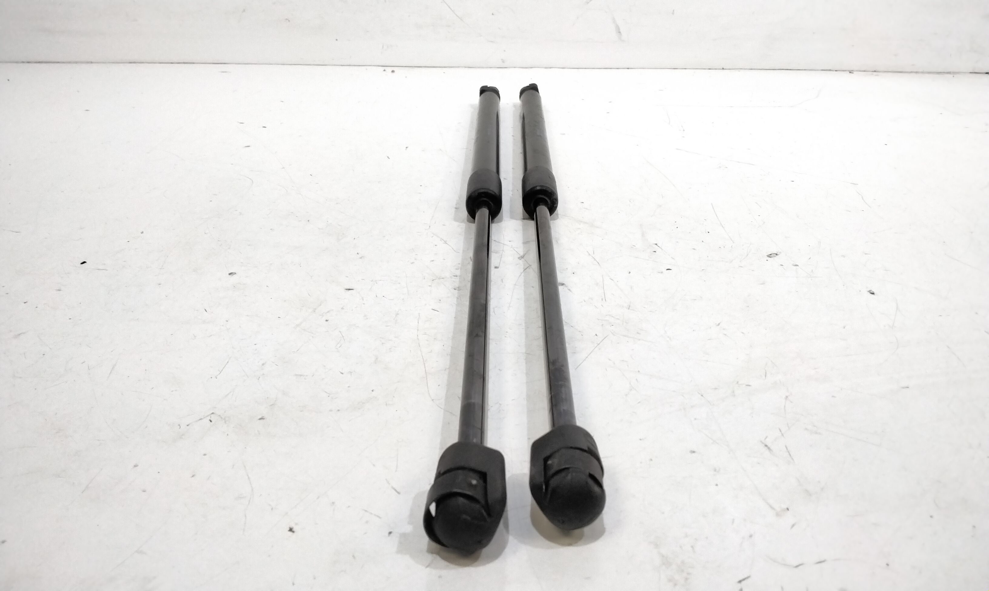 Pistoncini cofano Post. VOLKSWAGEN Polo 5 Serie