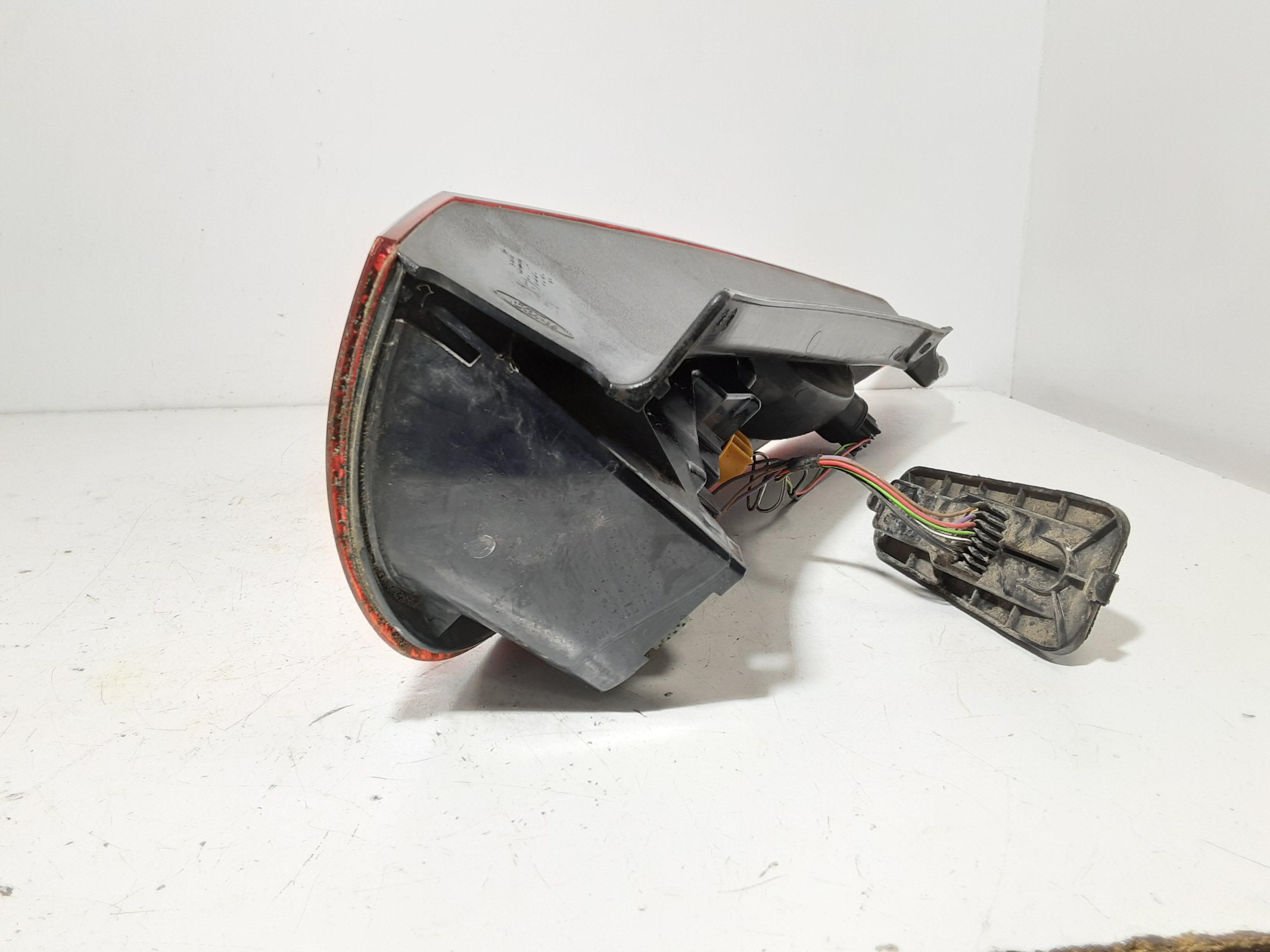 Stop fanale Posteriore sinistro lato Guida FORD Fiesta 5 Serie