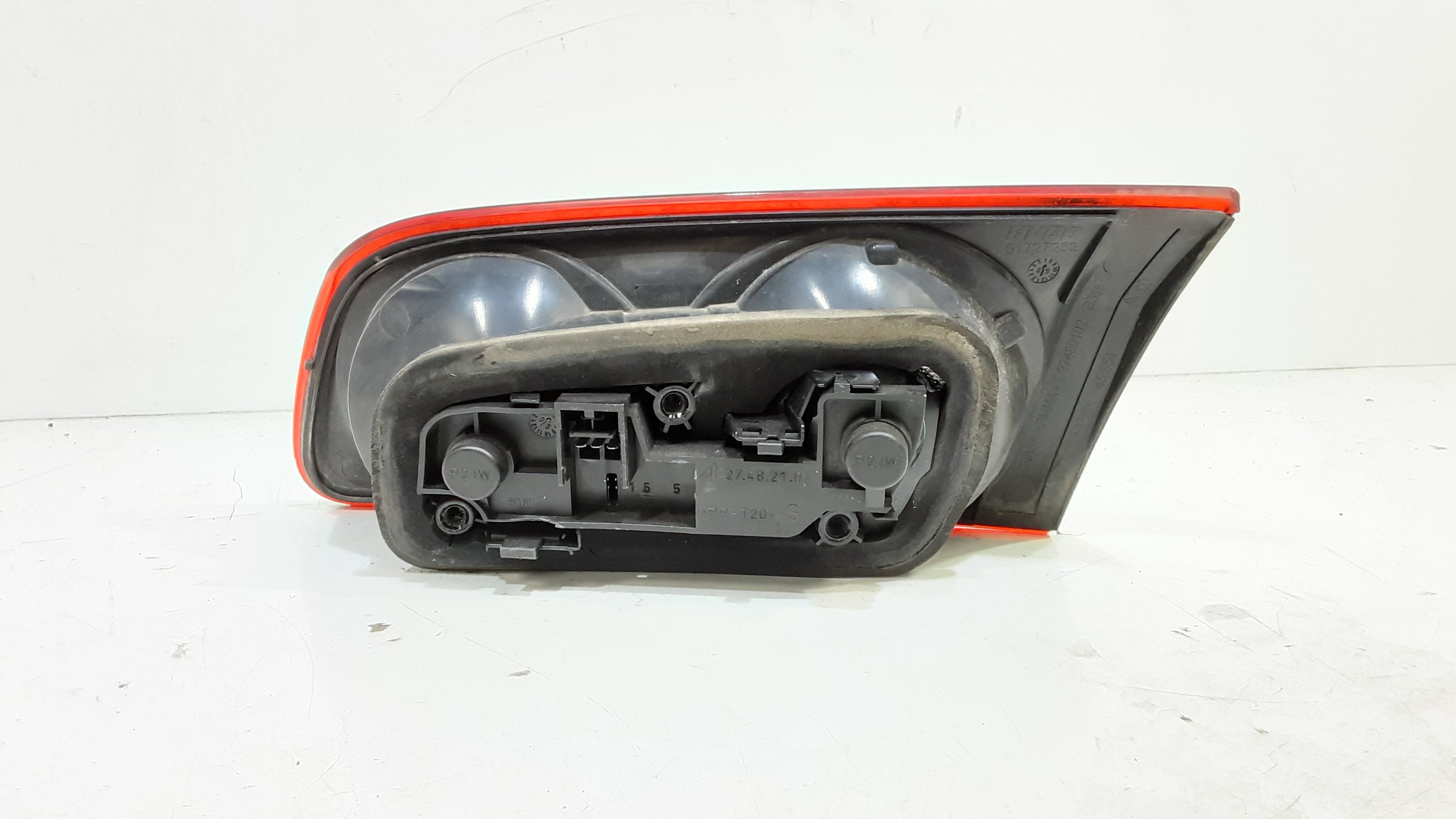 Stop Posteriore Sinistro Integrato nel Portello FIAT Croma 2 Serie