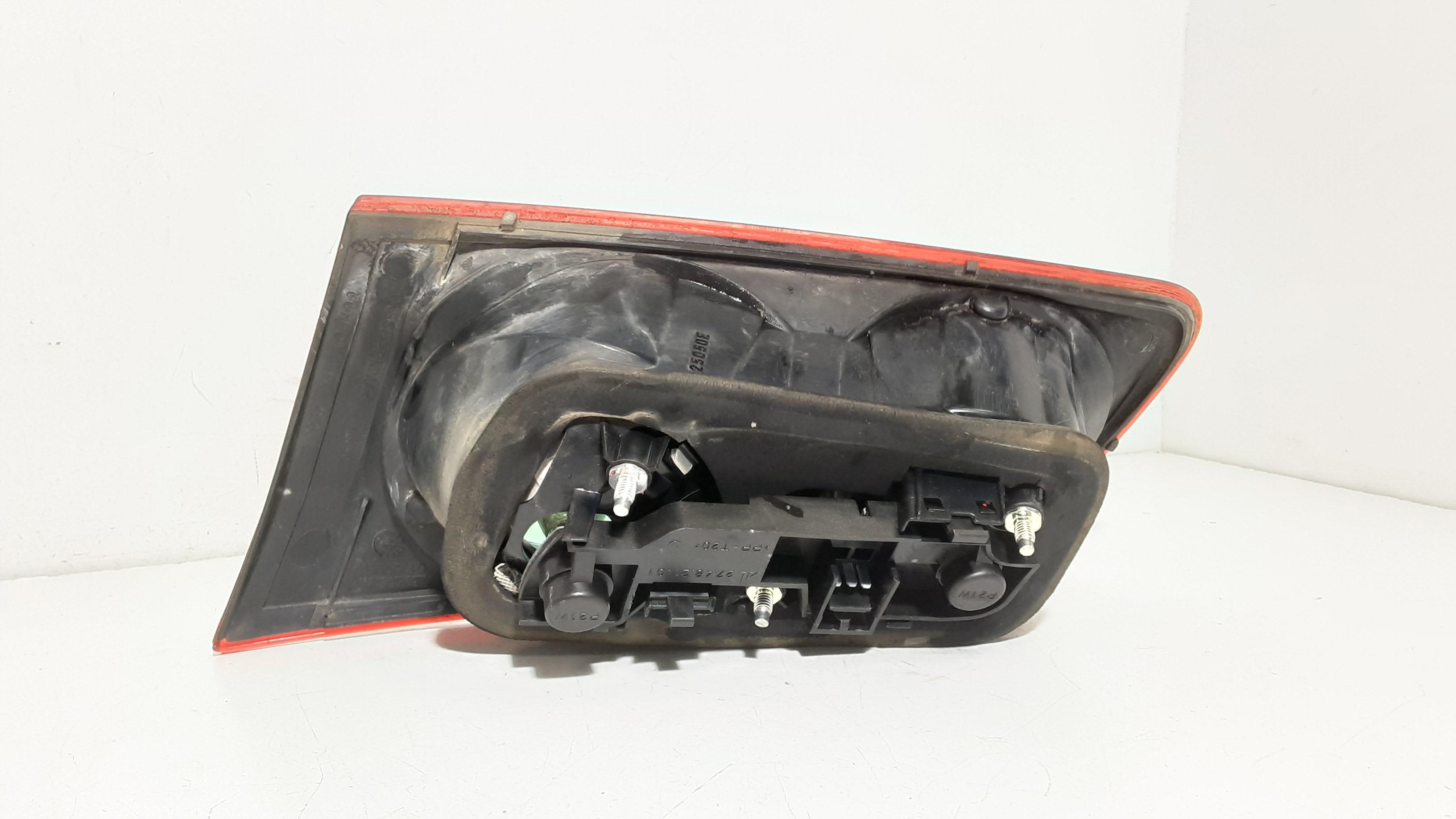 Stop Posteriore Sinistro Integrato nel Portello FIAT Croma 2 Serie