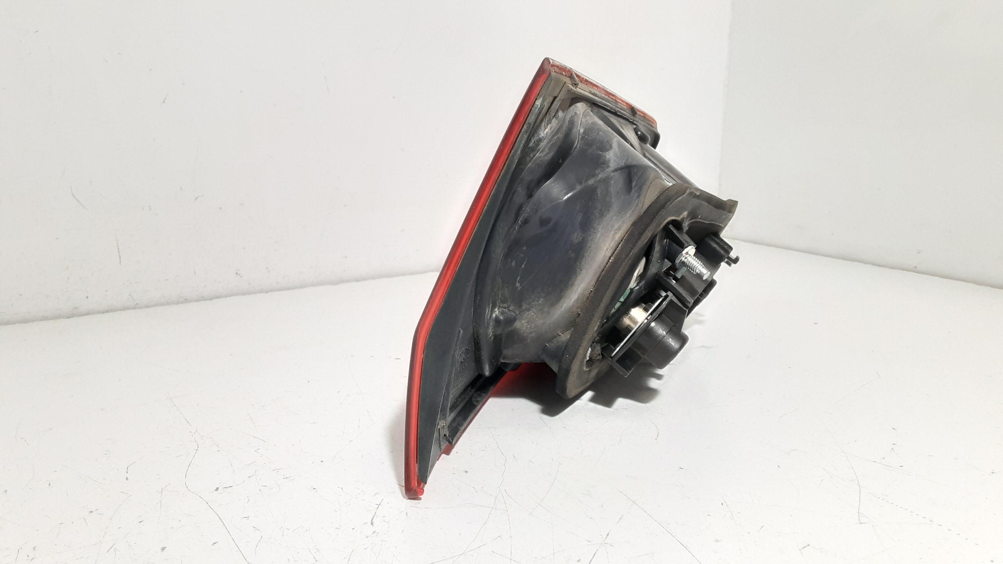 Stop Posteriore Sinistro Integrato nel Portello FIAT Croma 2 Serie