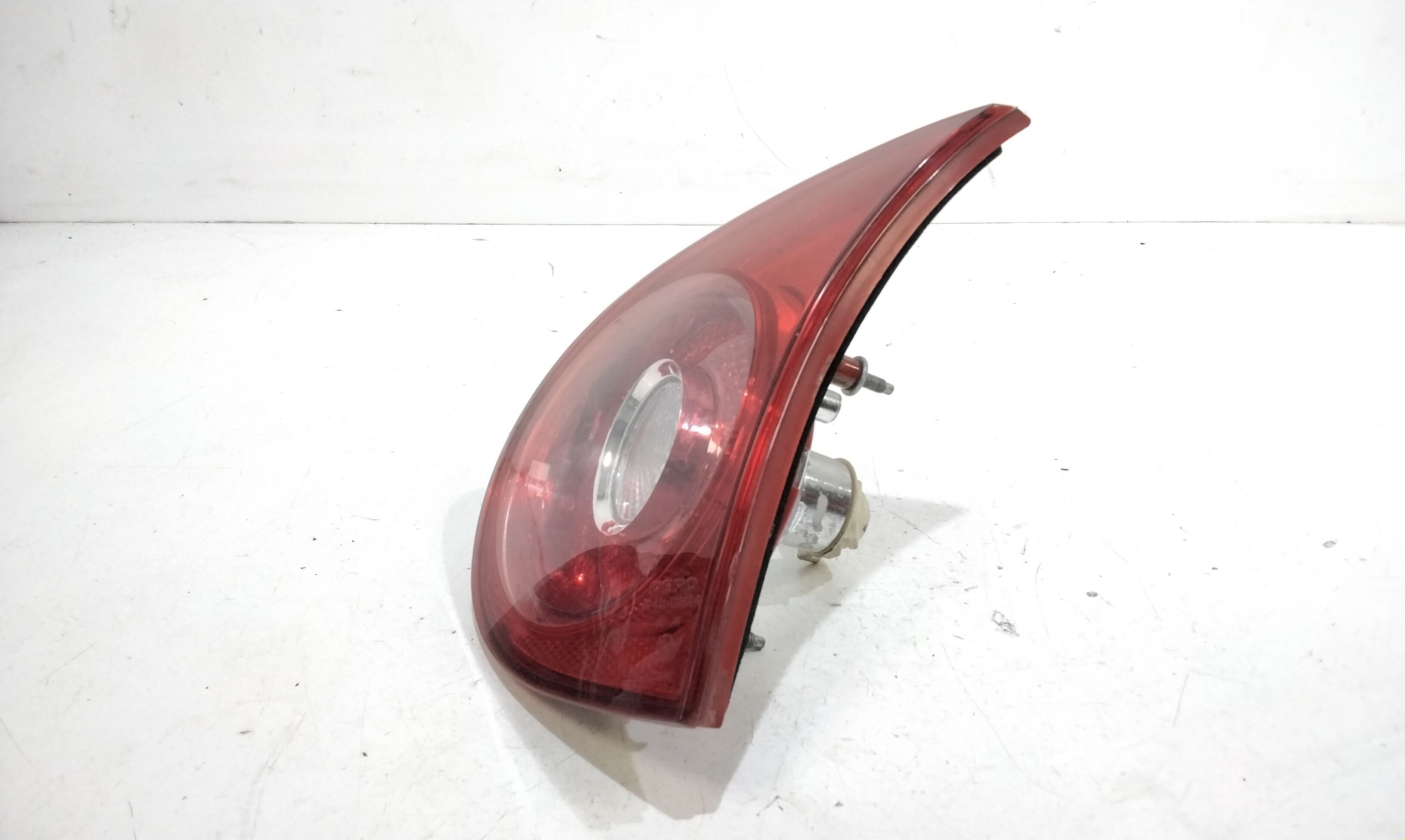 Stop Posteriore Destro Integrato nel Portello VOLKSWAGEN Golf 5 Berlina (03>08)